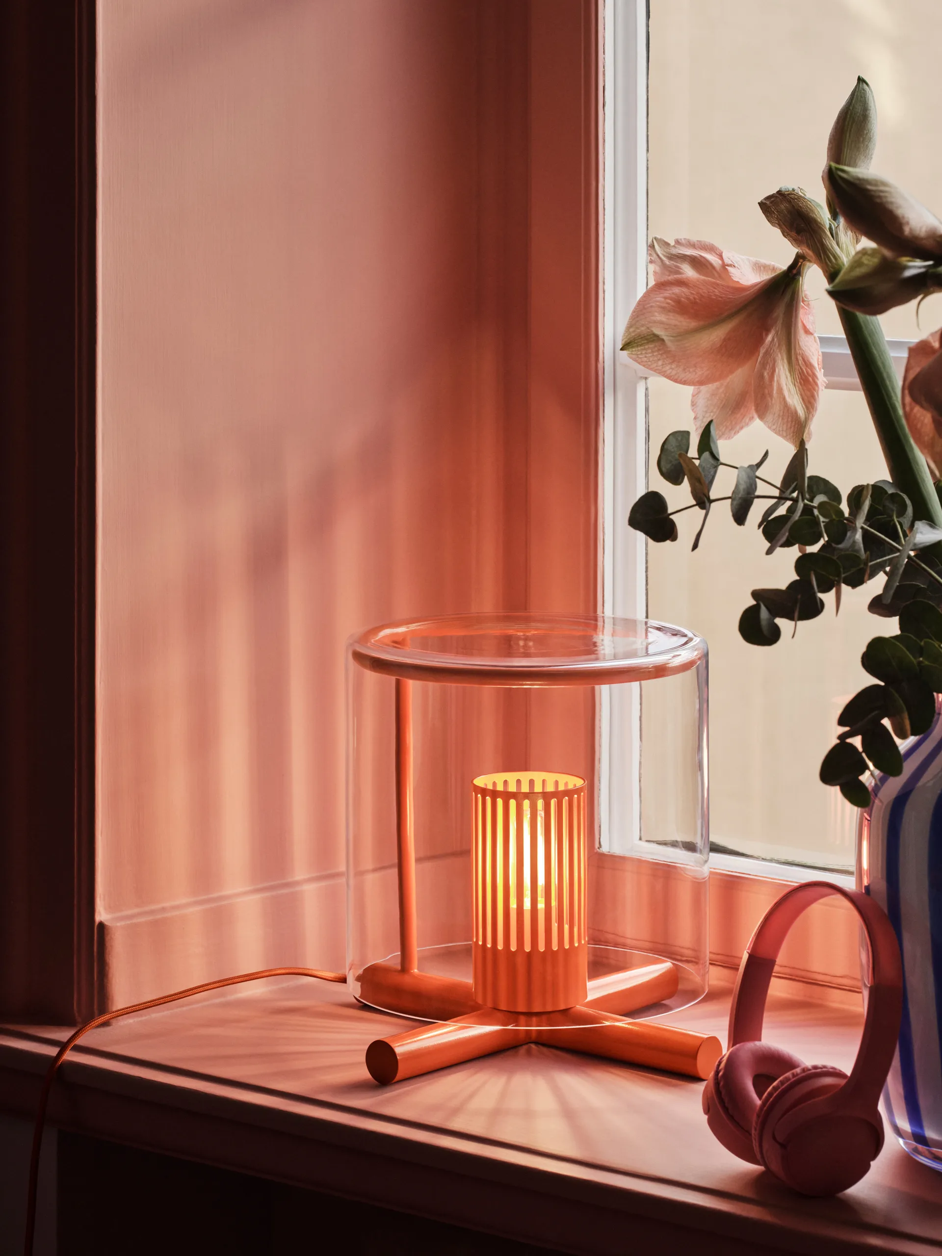 Lampe de table Fire Place, Red Design House Stockholm