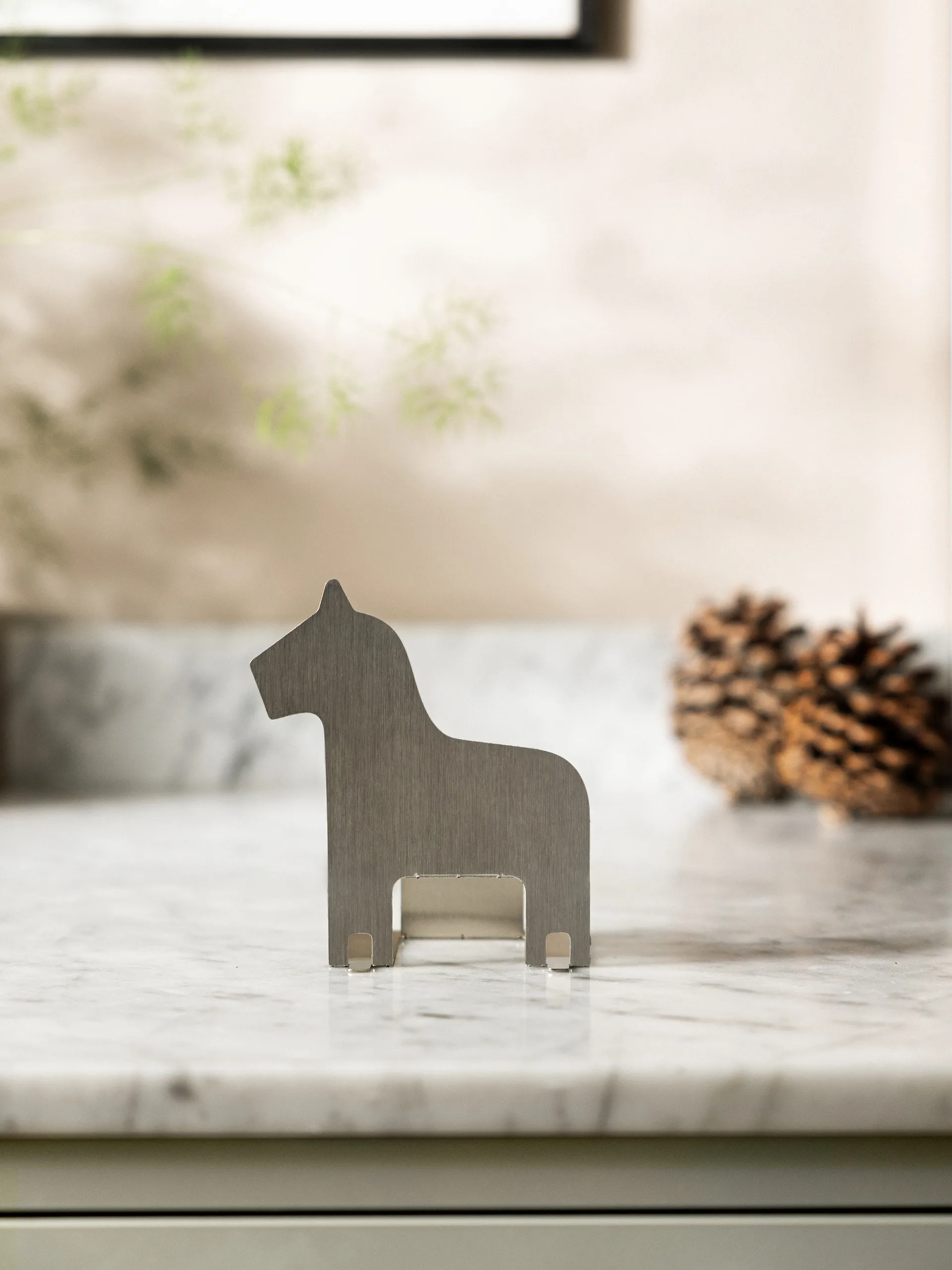 Porte-bougie pop-up cheval de Dalécarlie, Acier inoxydable Design House Stockholm