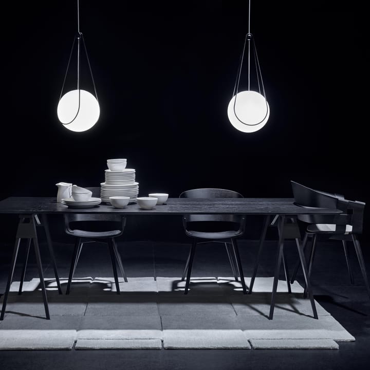 Support noir Kosmos, moyen Design House Stockholm