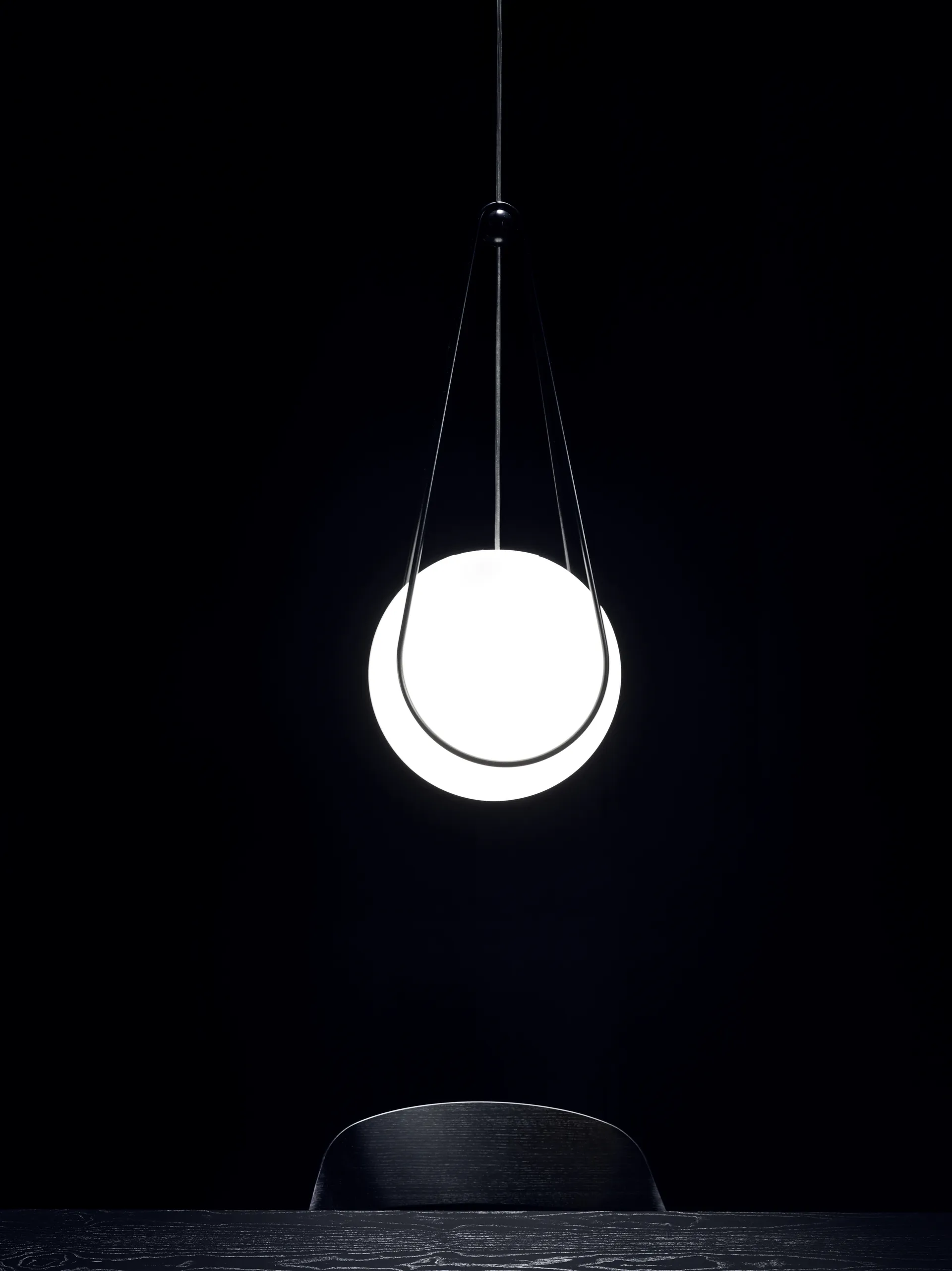 Support noir Kosmos, petit Design House Stockholm