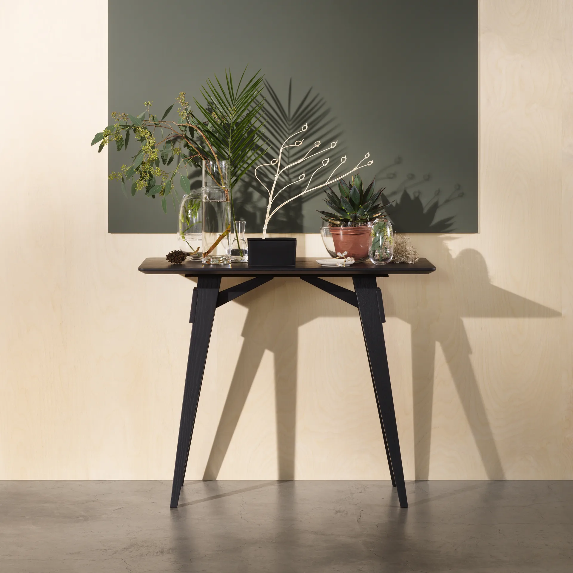 Table d'appoint Arco L, noir Design House Stockholm