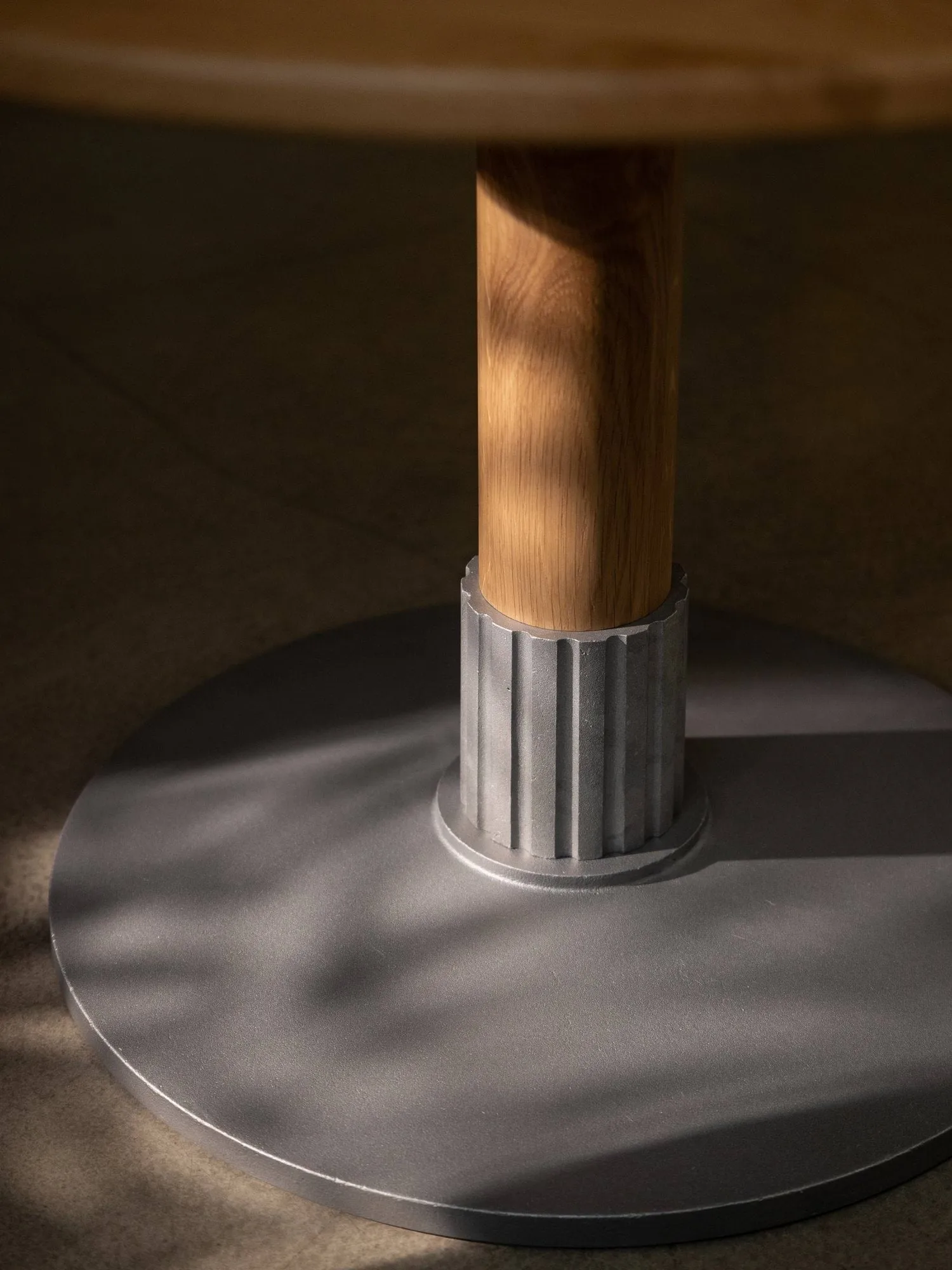 Tock Table table à manger, Chêne foncé, Ø110x76 cm Design House Stockholm