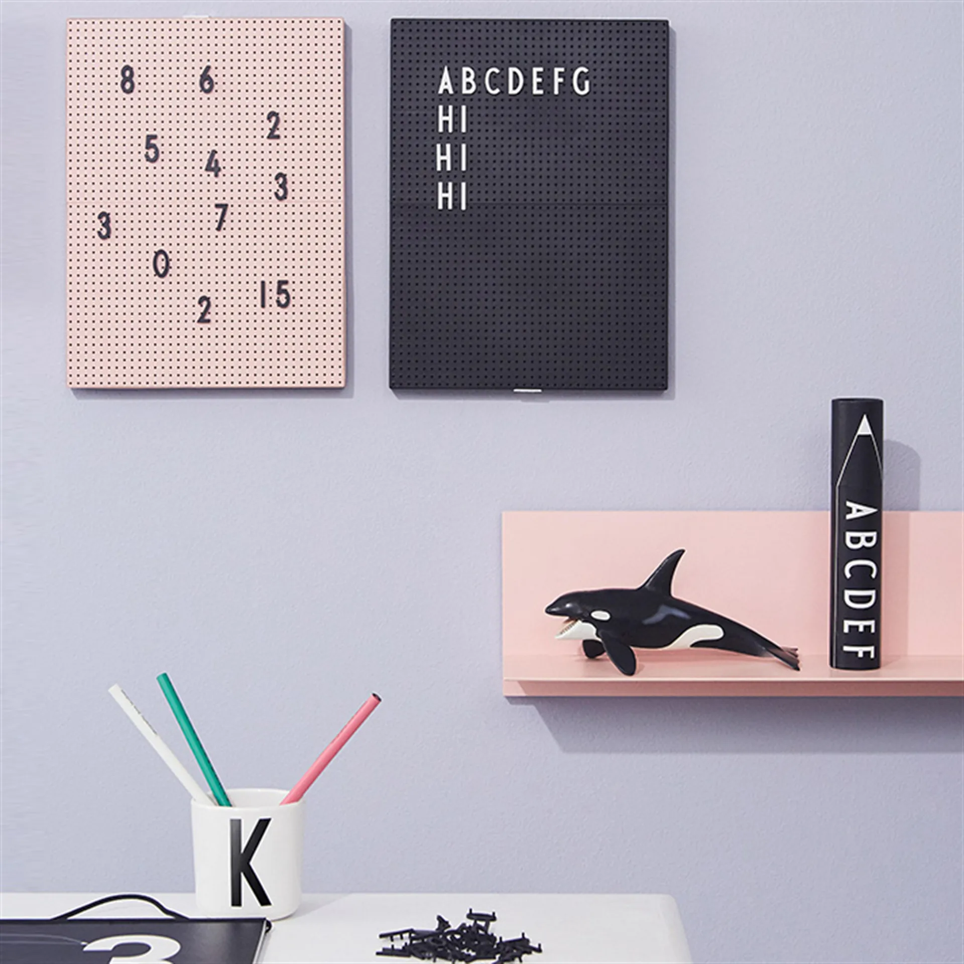 Boîte de lettres Design Letters, lettres blanches Design Letters