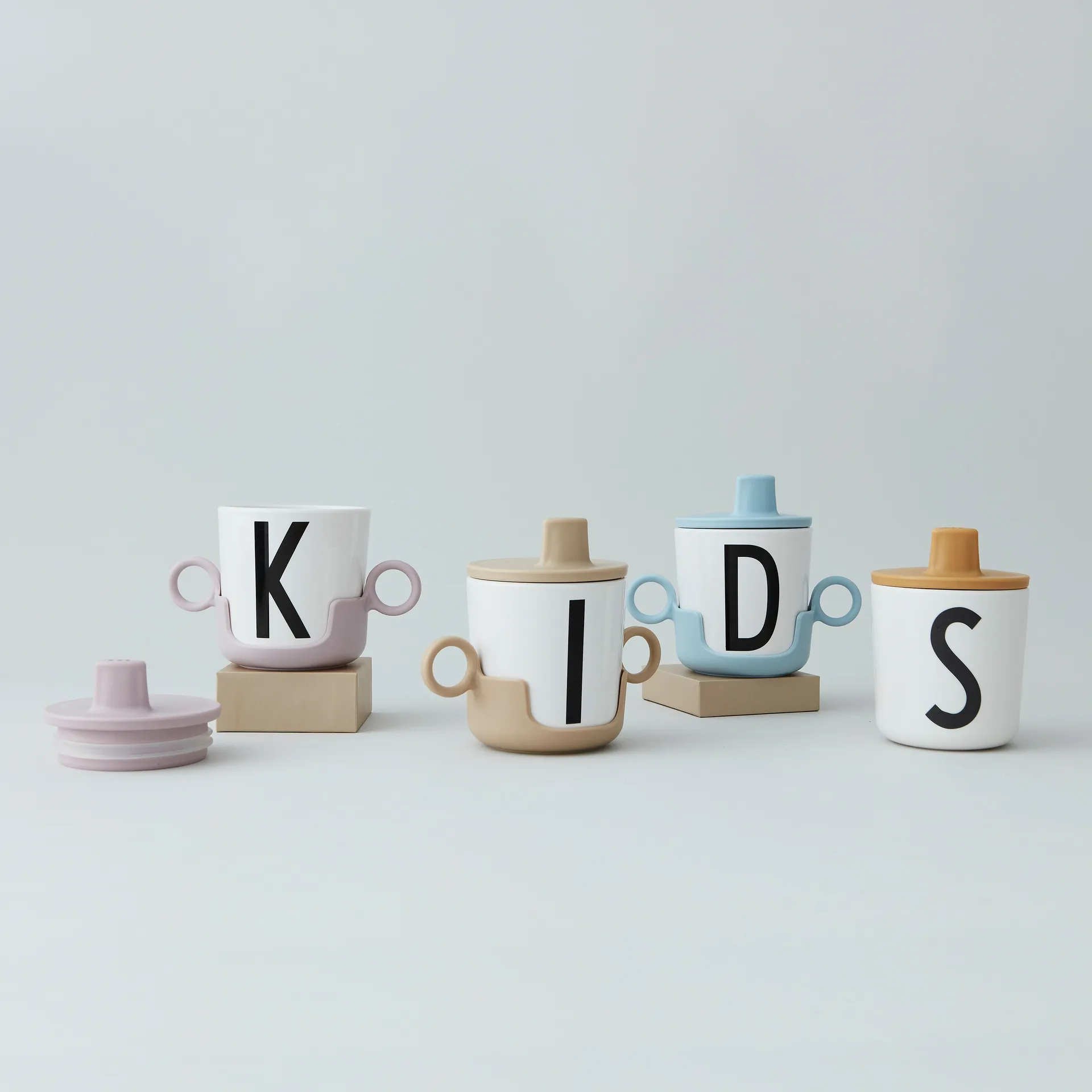 Couvercle pour tasse en mélamine Design Letters, Mustard Design Letters