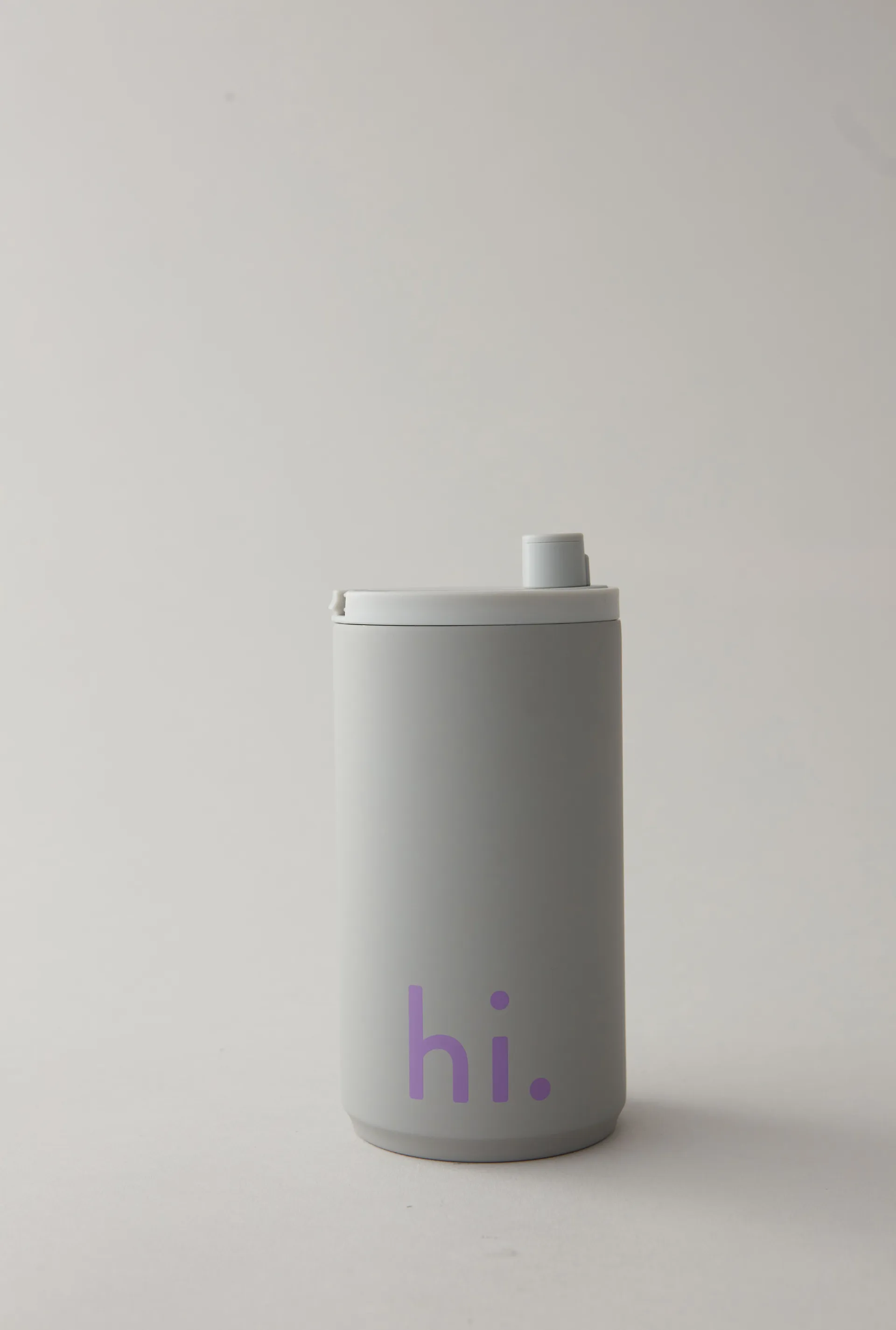 Mugg à emporter 35 cl Design Letters, Hi-gris froid Design Letters