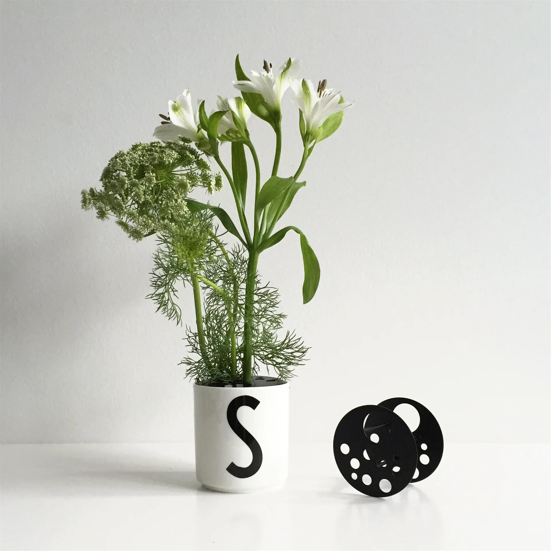 Porte-fleurs Design Letters Ø6.7 cm, noir Design Letters