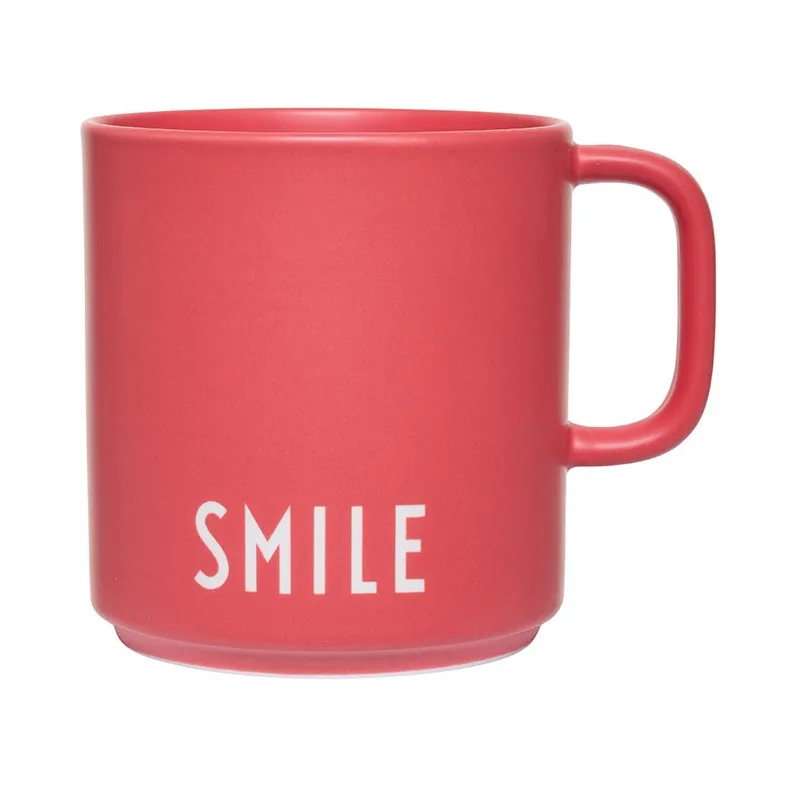 Tasse Design Letters avec poignée 25 cl, Red Design Letters