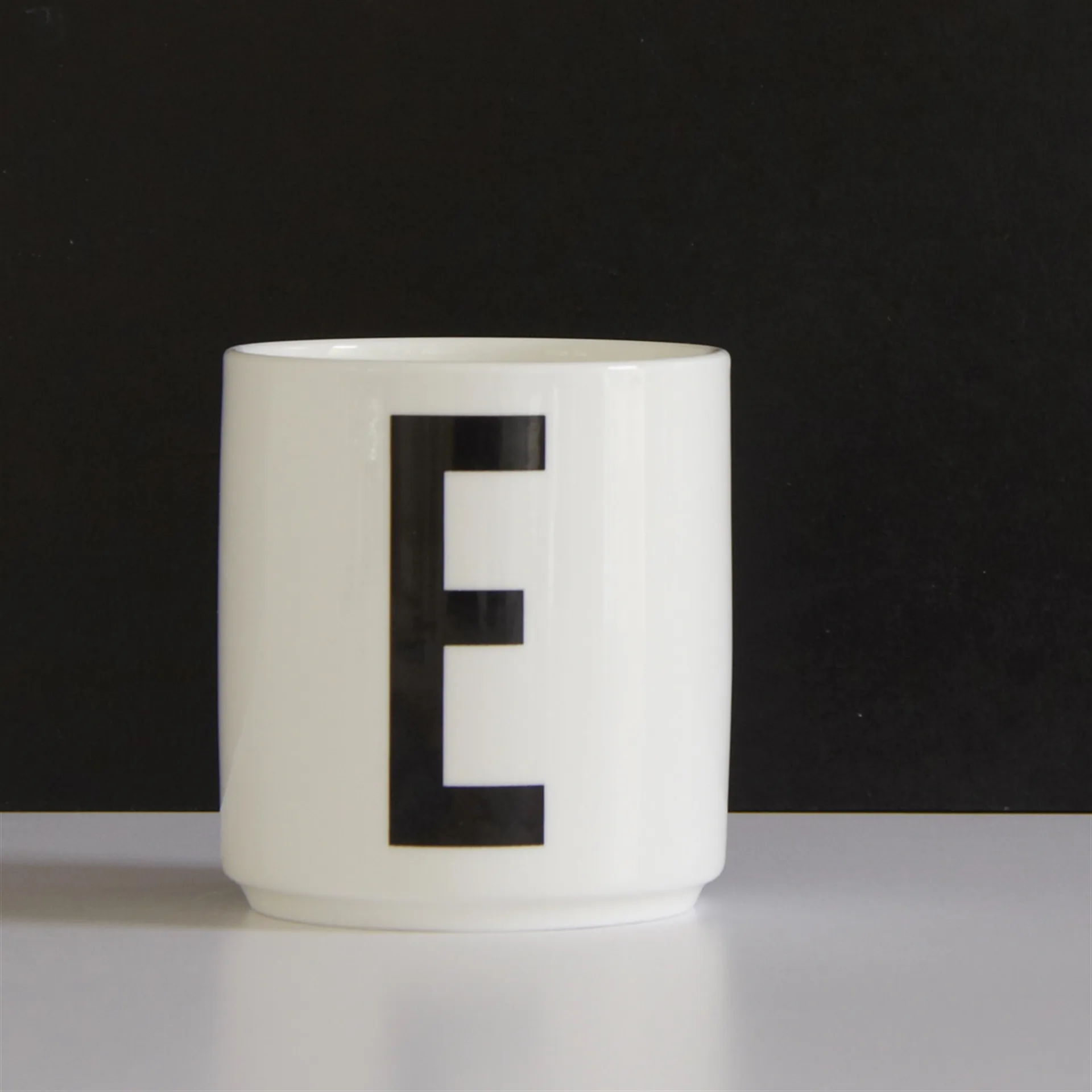 Tasse Design Letters, E Design Letters