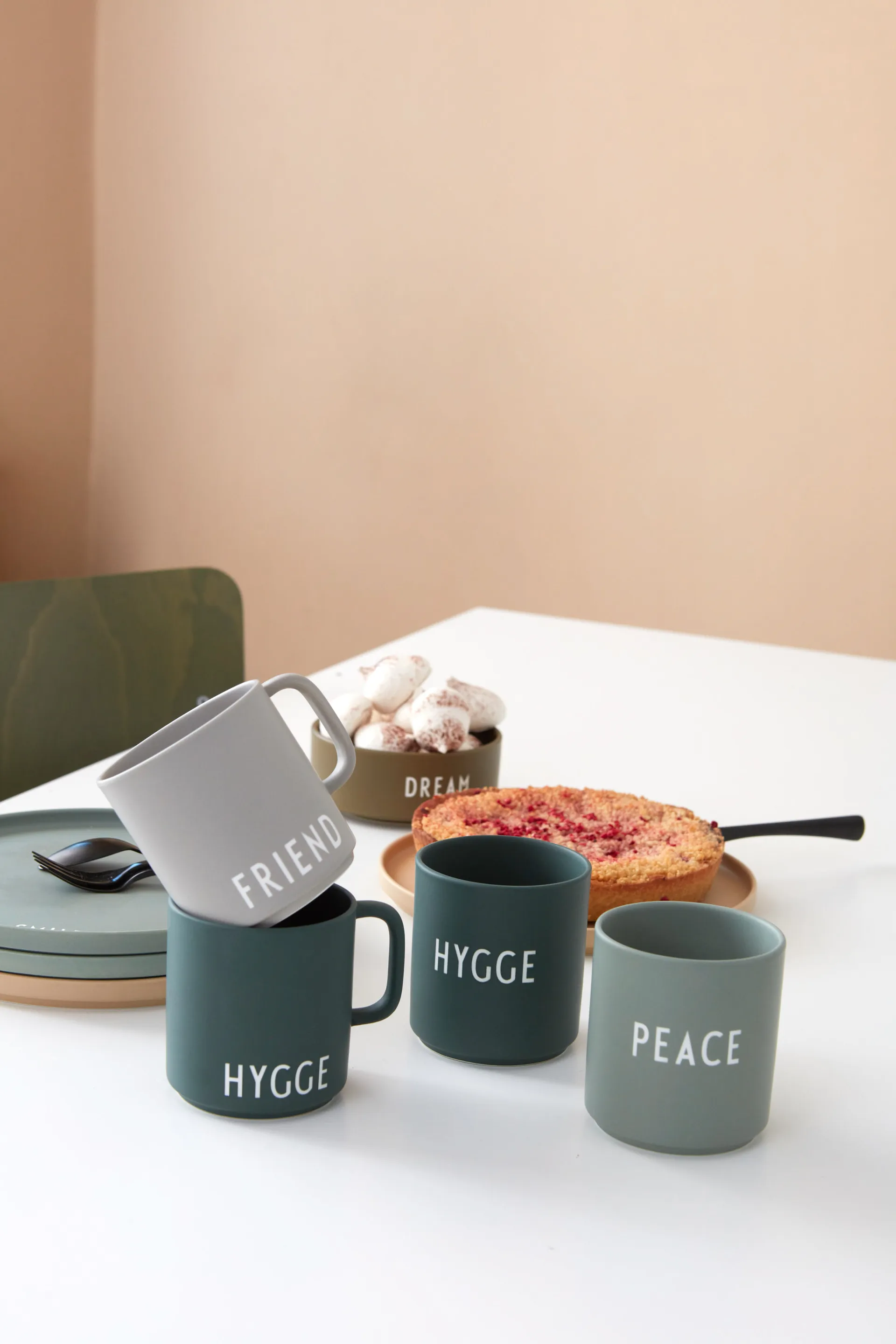 Tasse favorite Design Letters 25 cl, Peace-green Design Letters