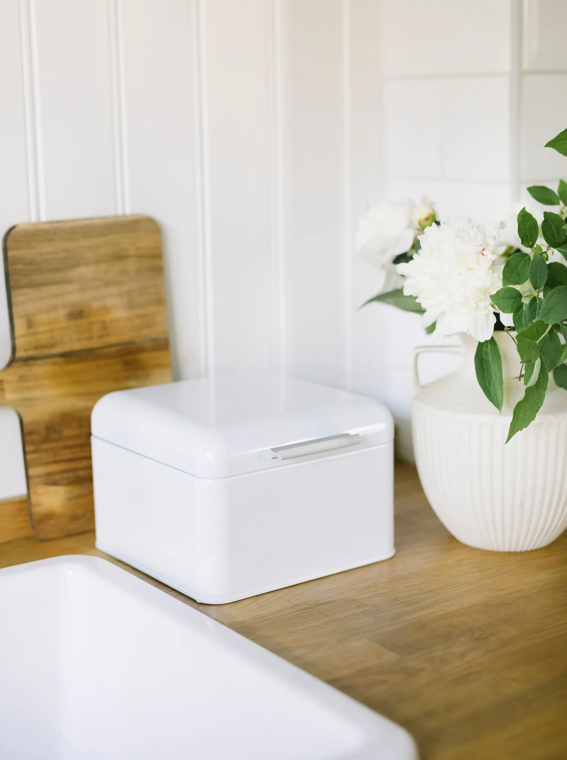 Boîte à pain en acier au carbone Bella 20x20 cm, Blanc Dorre