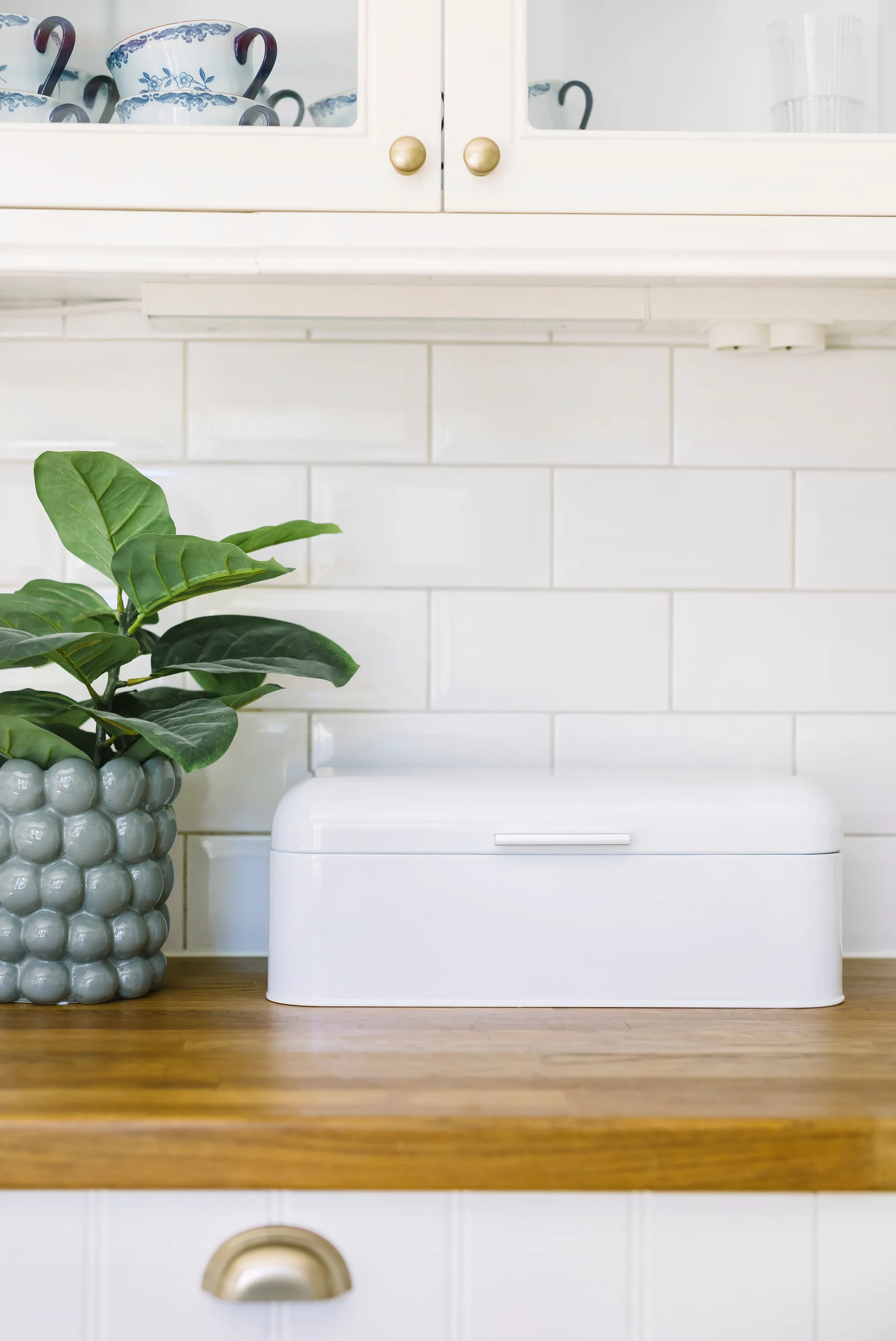 Boîte à pain en acier de carbone Bella 23x42 cm, Blanc Dorre