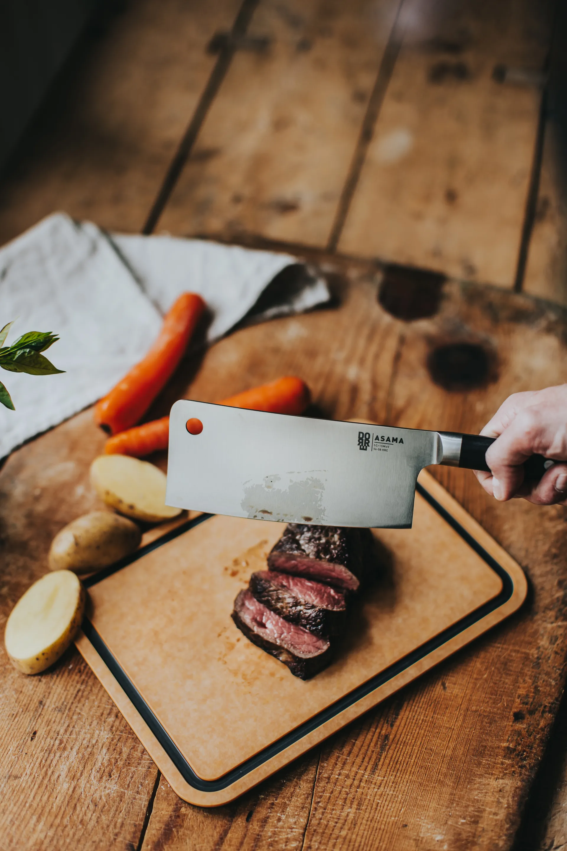 Couteau de chef chinois Asama 18 cm, Poignée noire Dorre