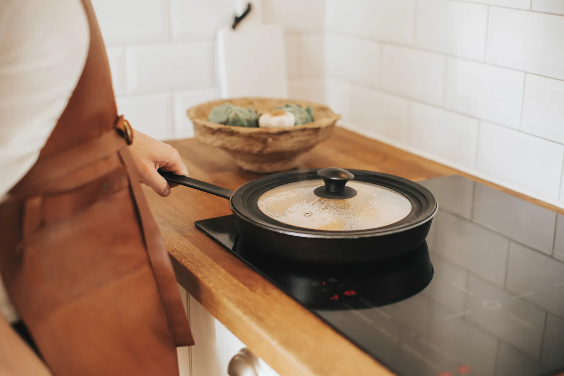 Couvercle universel Una 20/22/24 cm, Silicone verre-noir Dorre