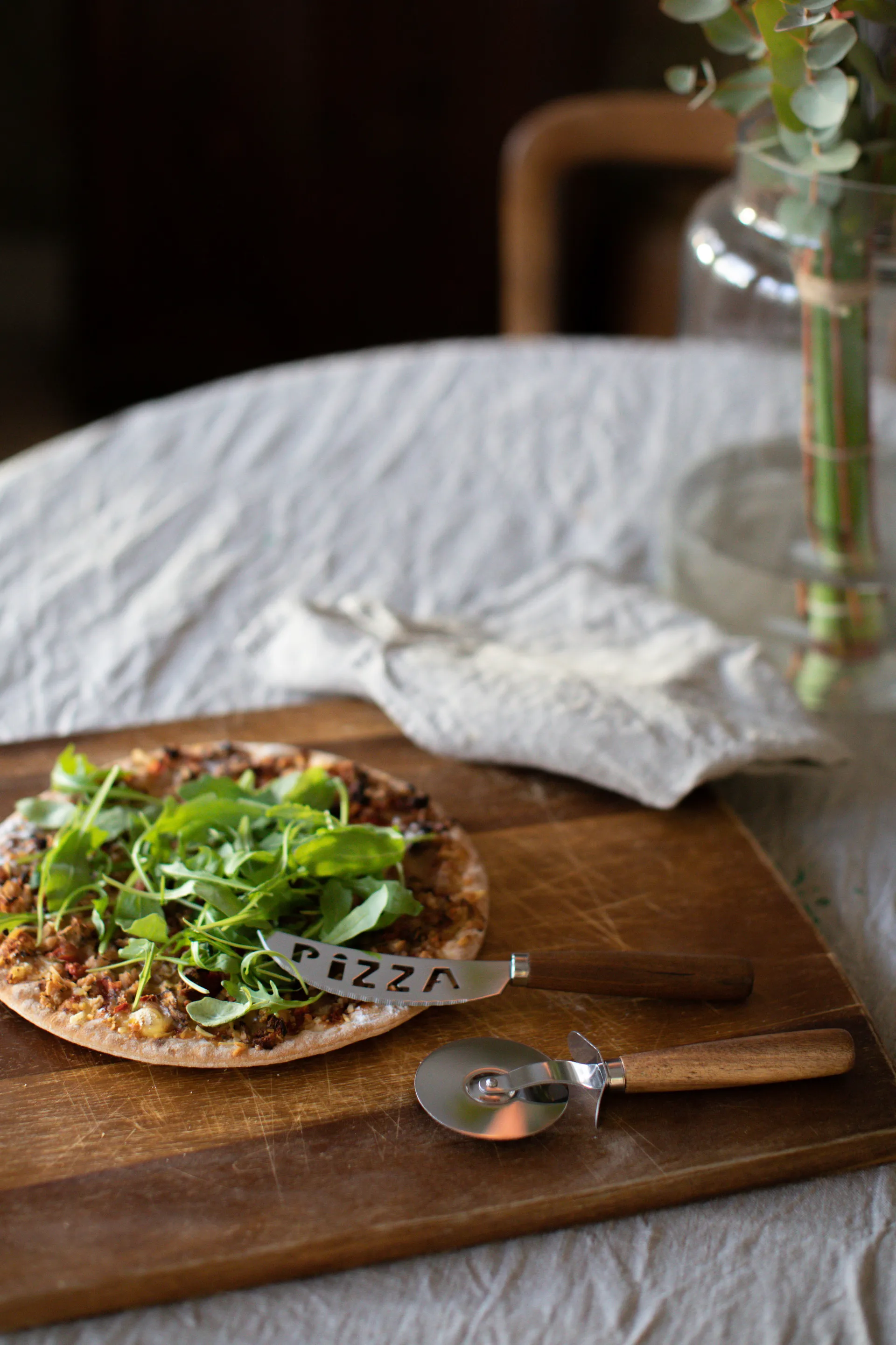 Set à pizza Pino Couteau et roulette à pizza, Acacia-acier inoxydable Dorre