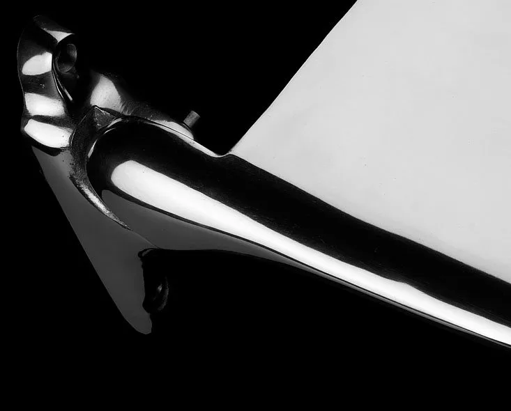 Chaise murale polie, poli Edblad