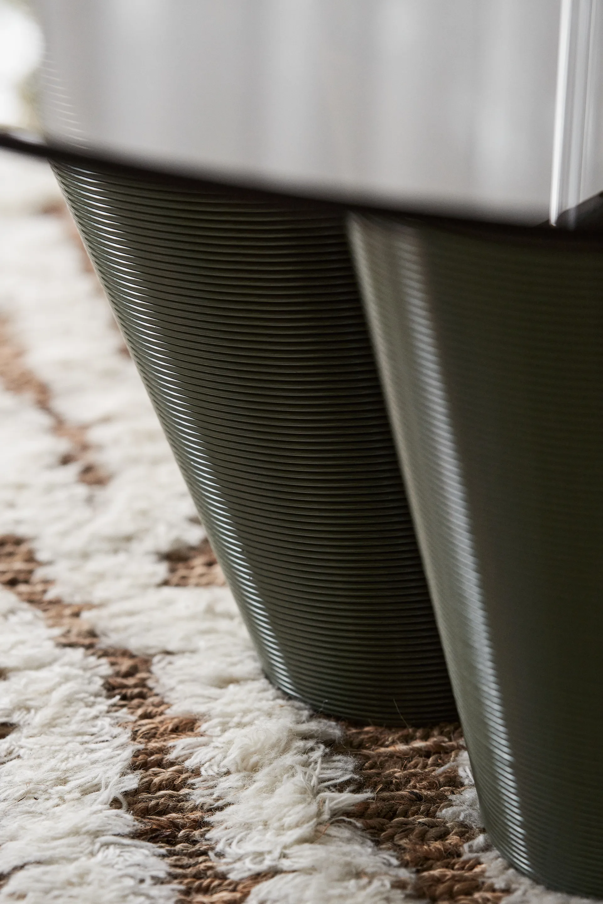Table basse Anemone Ø110 cm, Olive Ekbacken Studios