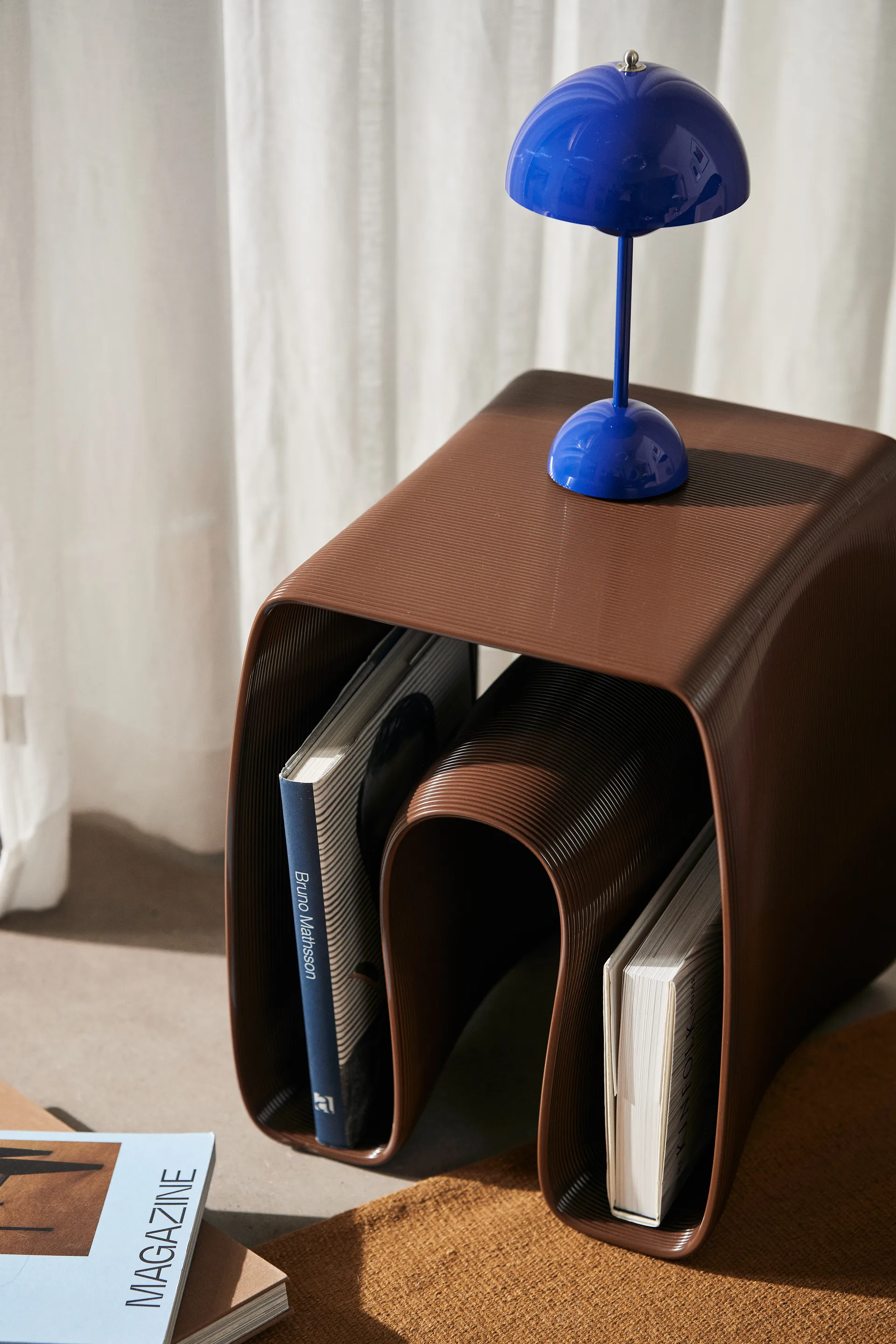 Table d'appoint Eel 38x40 cm, Chocolate Ekbacken Studios