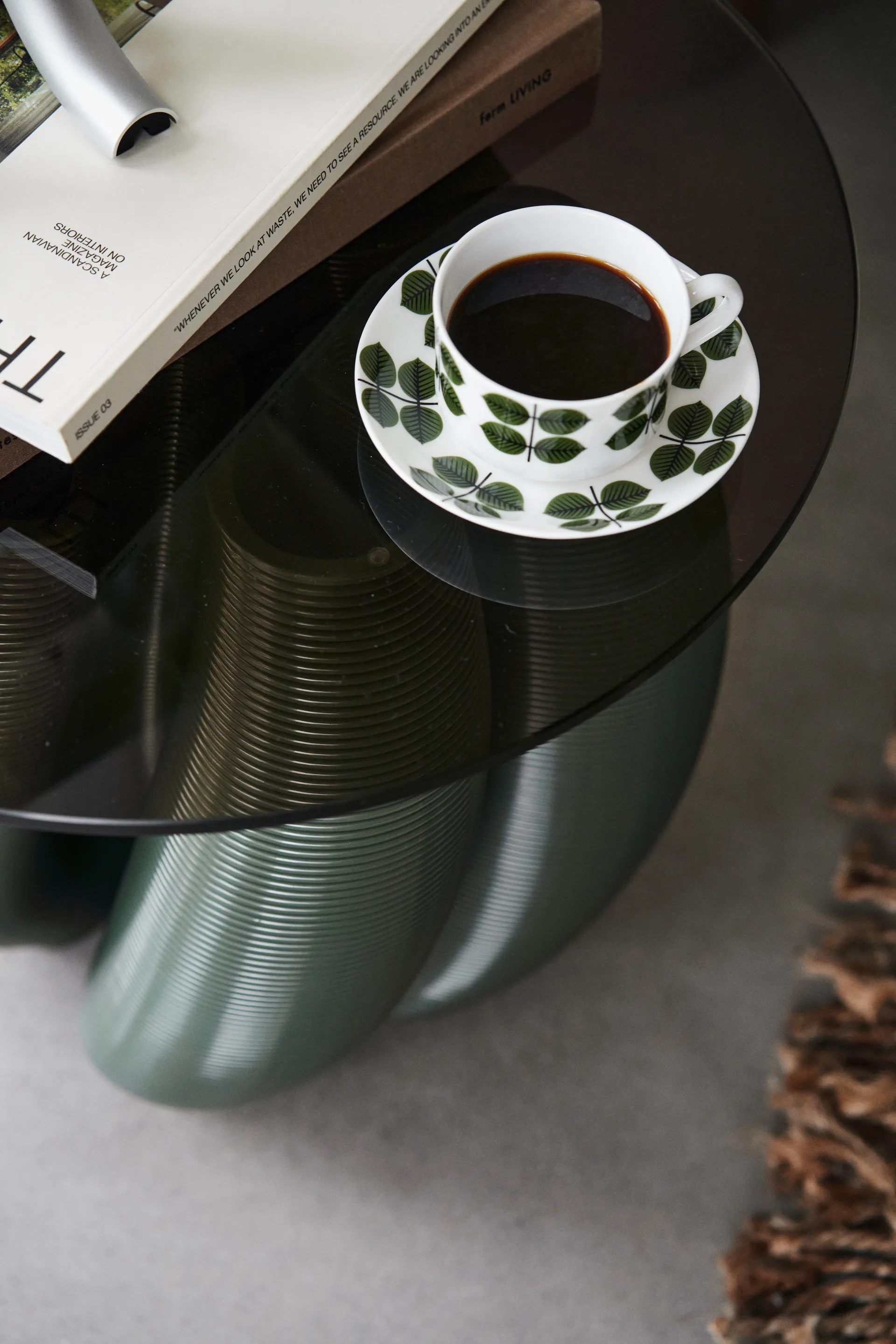 Table d'appoint Water lily Ø50 cm, Olive Ekbacken Studios