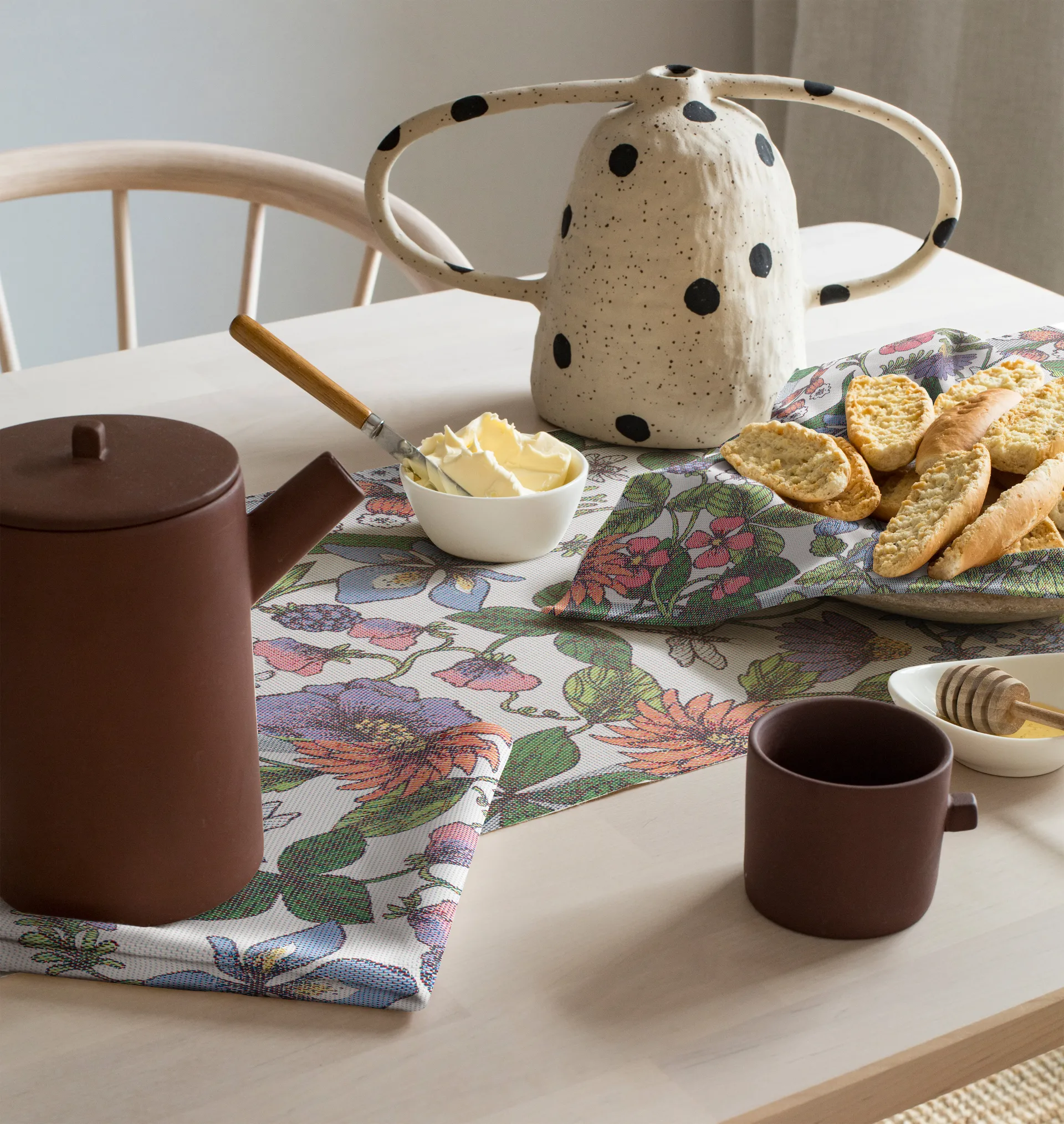 Chemin de table Flora, 35x80 cm  Ekelund Linneväveri