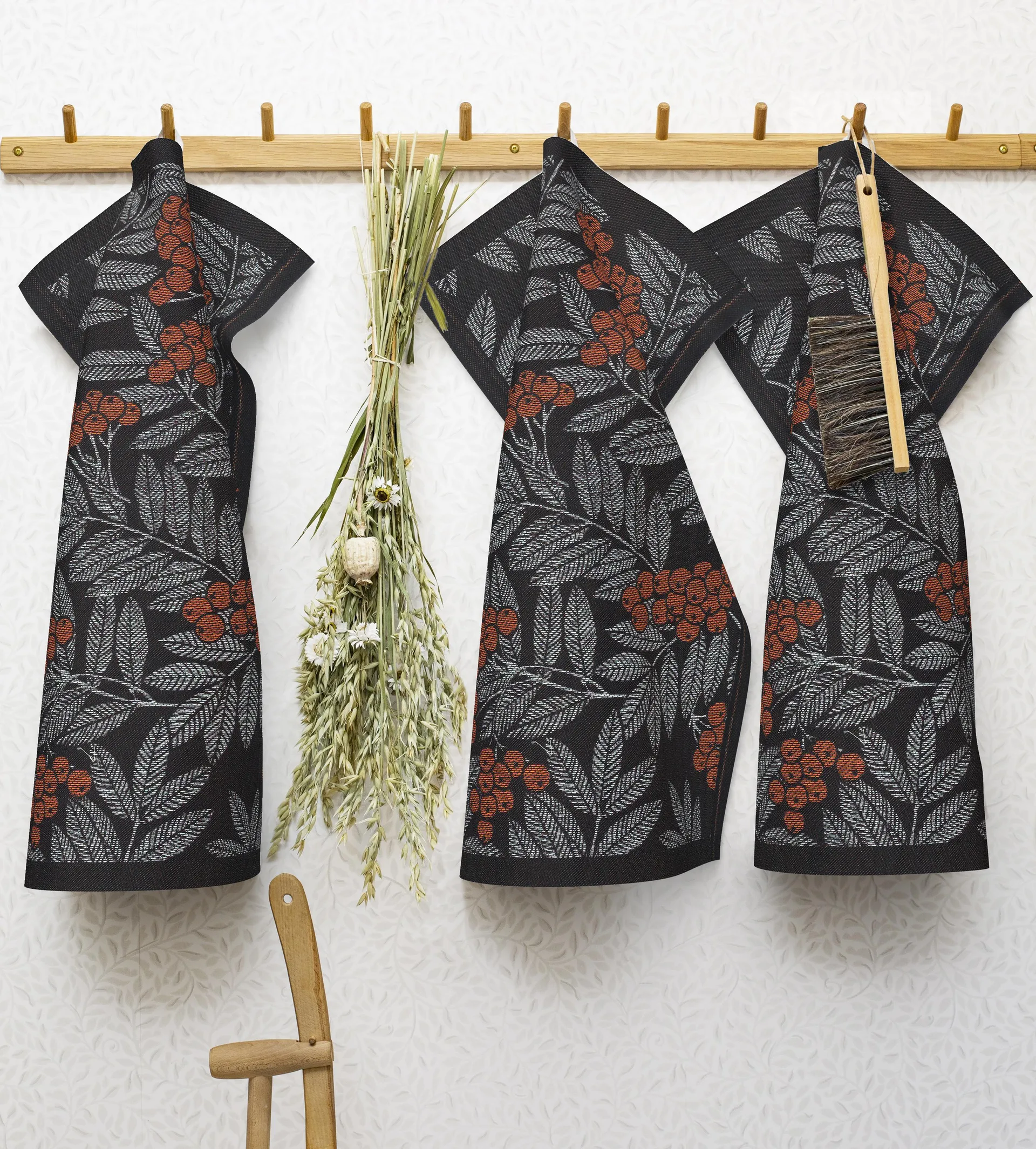 Torchon feuilles de sorbier, 35x50 cm  Ekelund Linneväveri