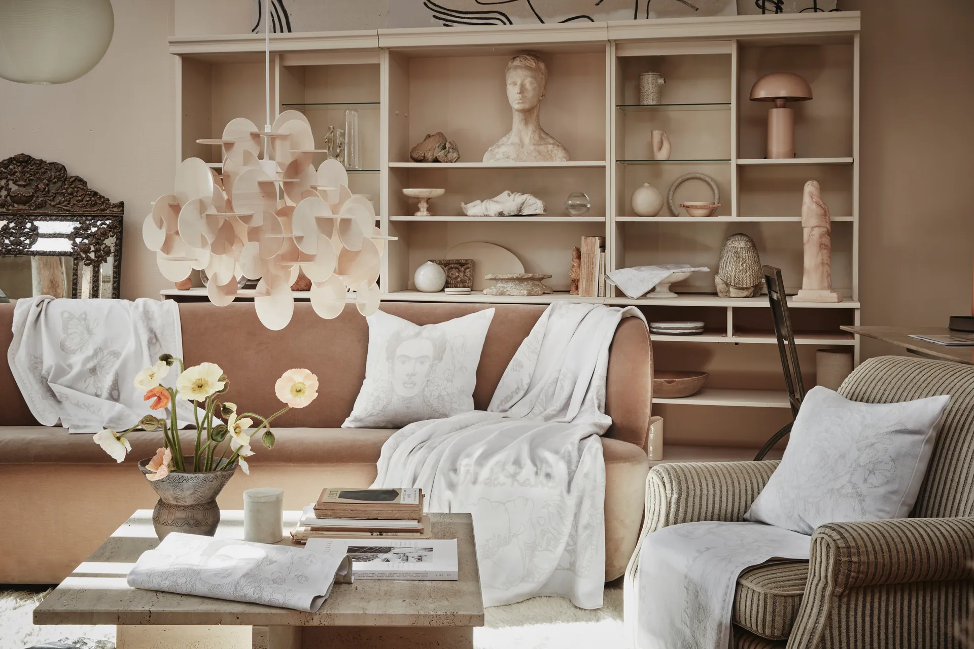 Torchon Frida Kahlo 35x50 cm, Belleza Ekelund Linneväveri