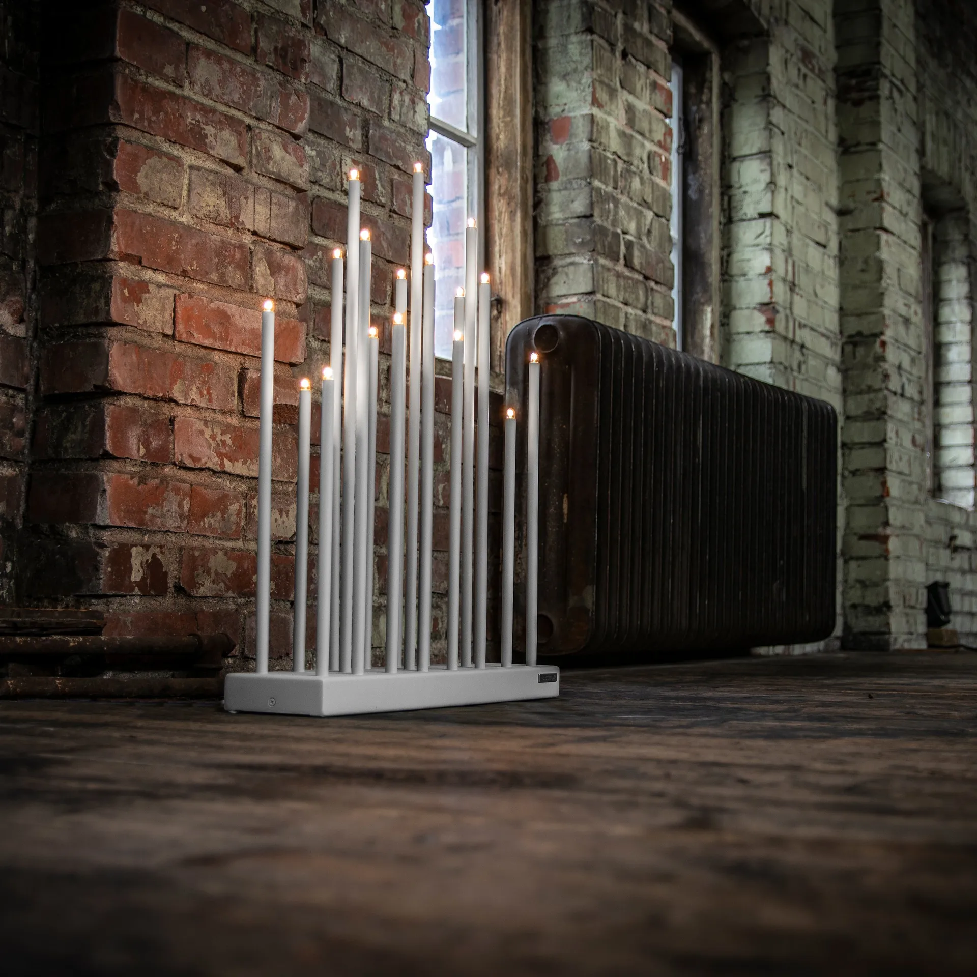 Chandelier Elflugan Grande, Gris clair Elflugan