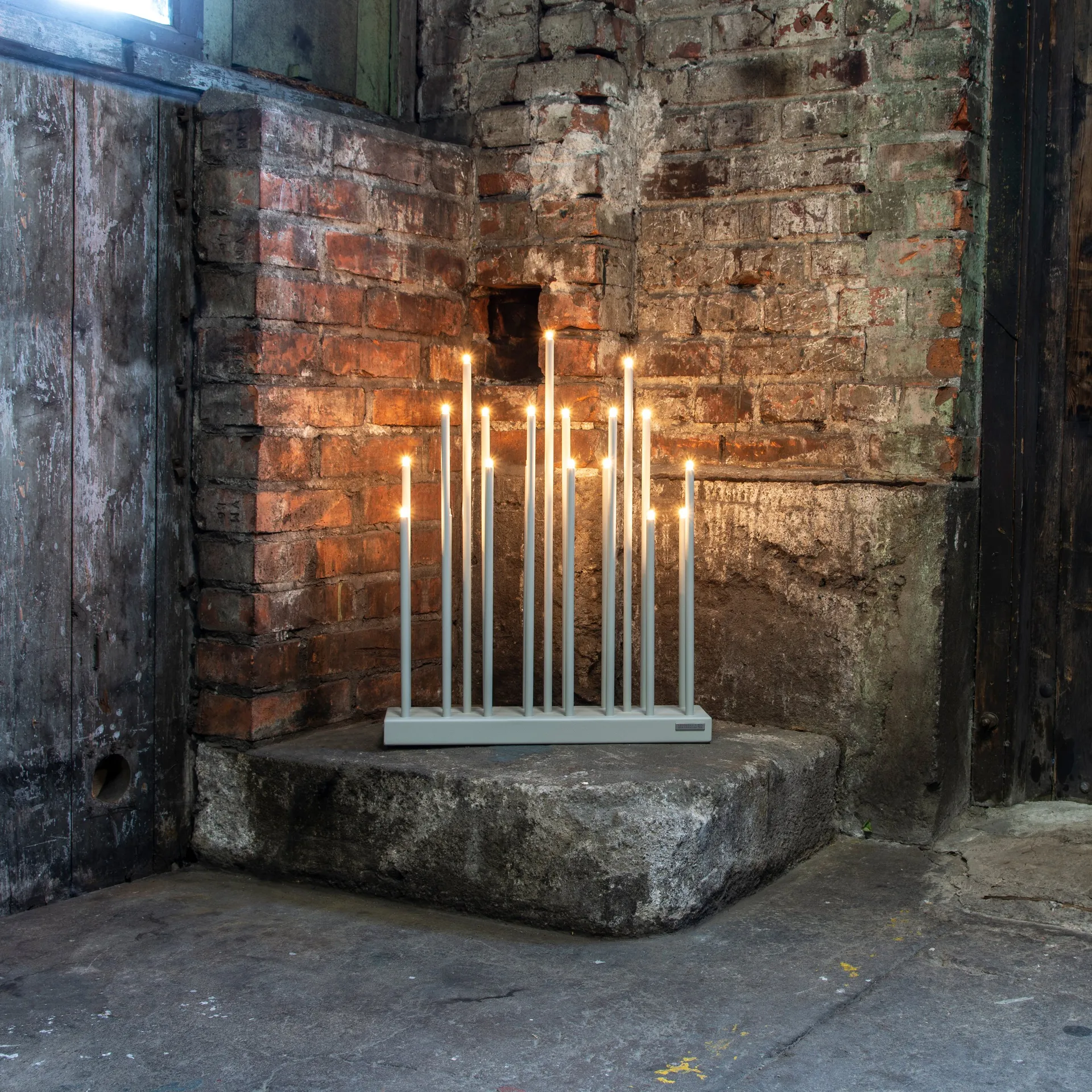 Chandelier Elflugan Grande, Gris clair Elflugan