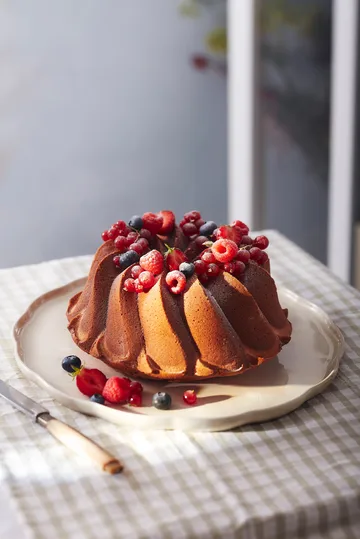 Plat de service Emile Henry Madeleine - Cream, rond - Emile Henry