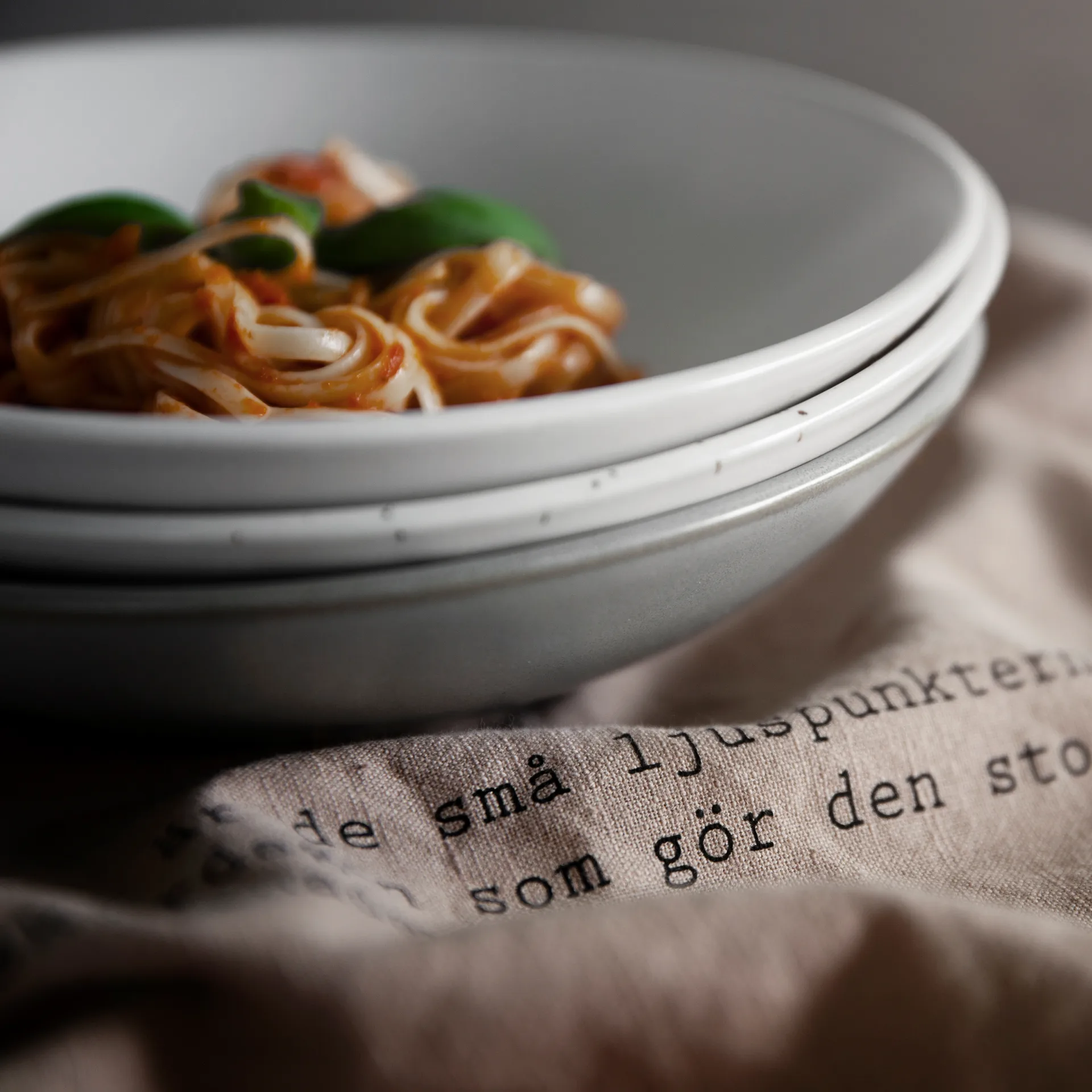 Assiette creuse Ernst 22 cm, Pois-blanc ERNST