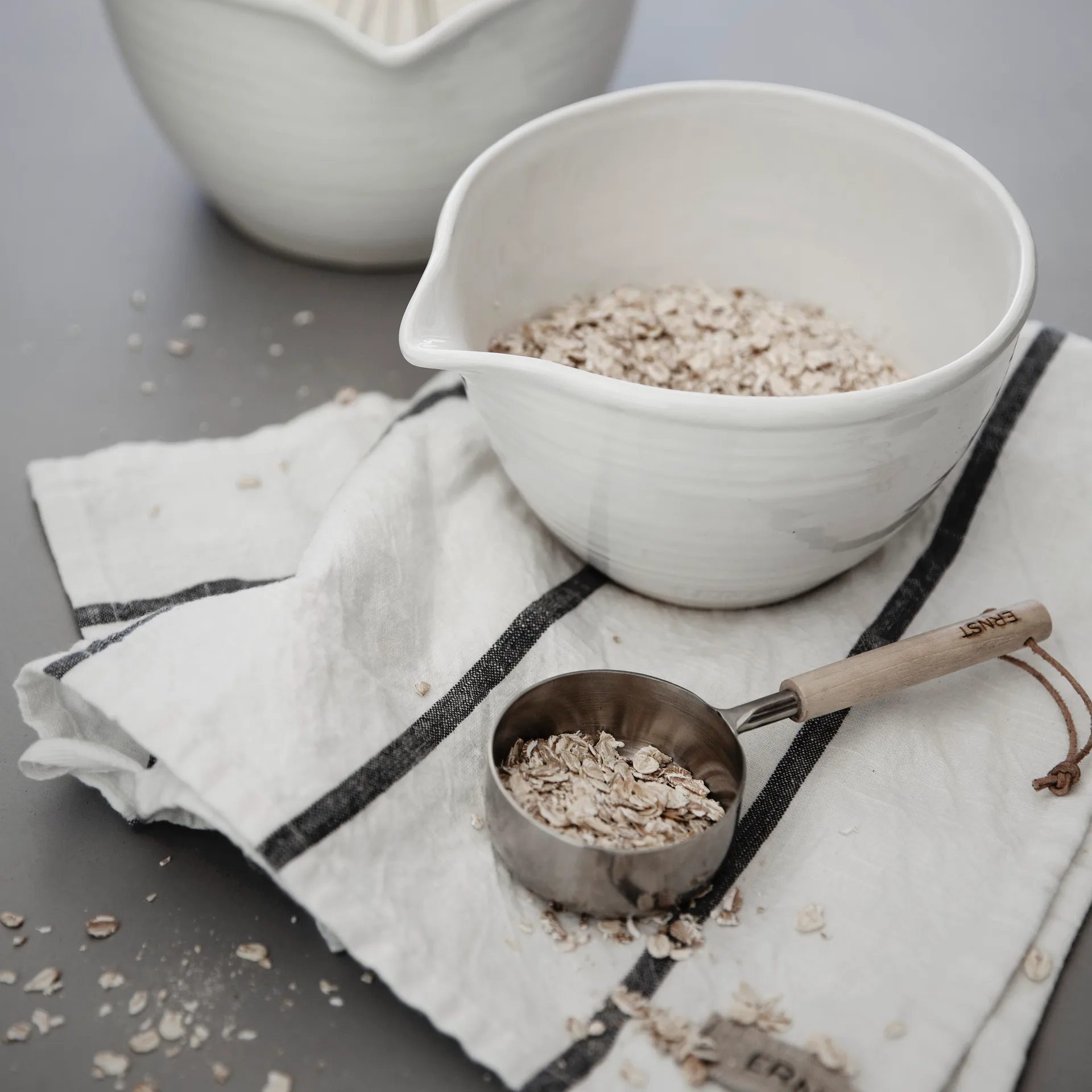 Bol bec verseur Ernst en grès blanc, ∅ 20 cm ERNST