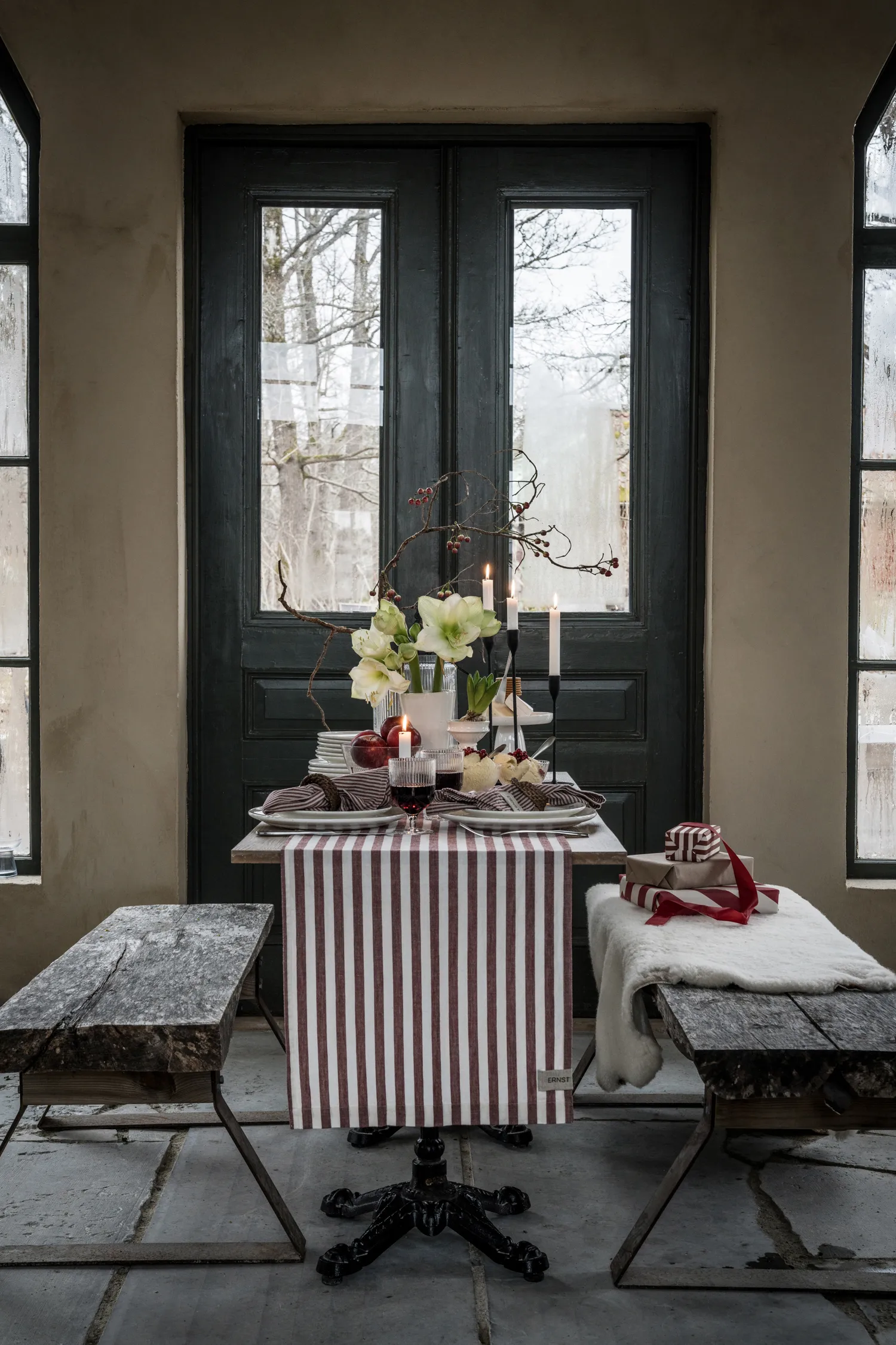 Chemin de table Ernst rayures larges 45x150, Rouge-blanc ERNST