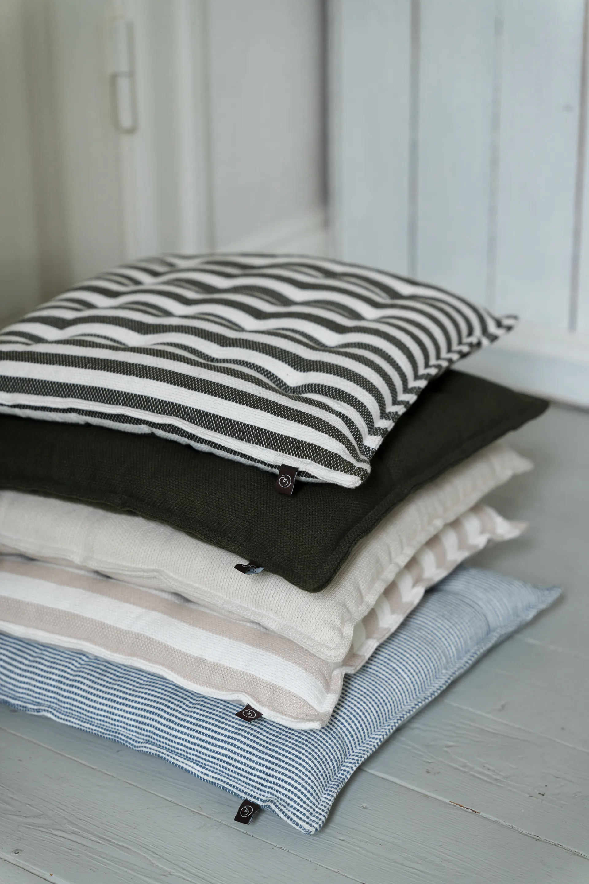 Coussin de chaise Ernst 40x40 cm, Sauge, blanc ERNST