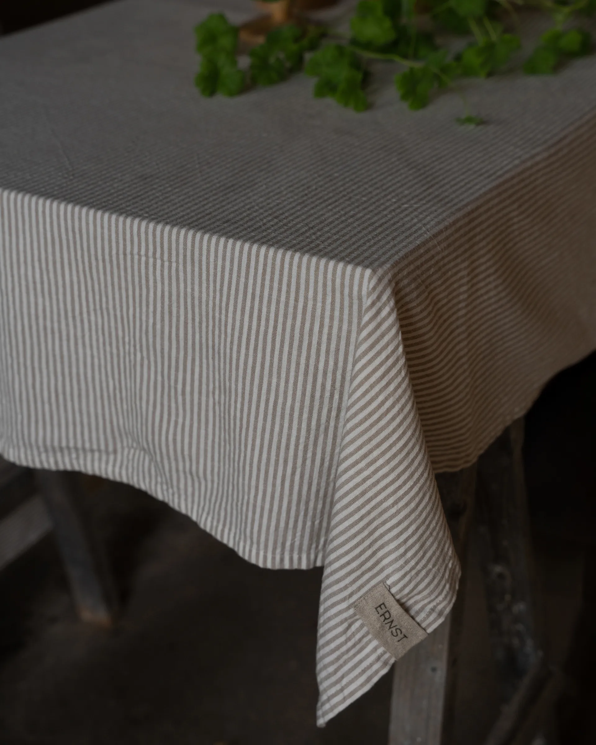 Nappe Ernst à fines rayures 145x300 cm, Beige-blanc ERNST