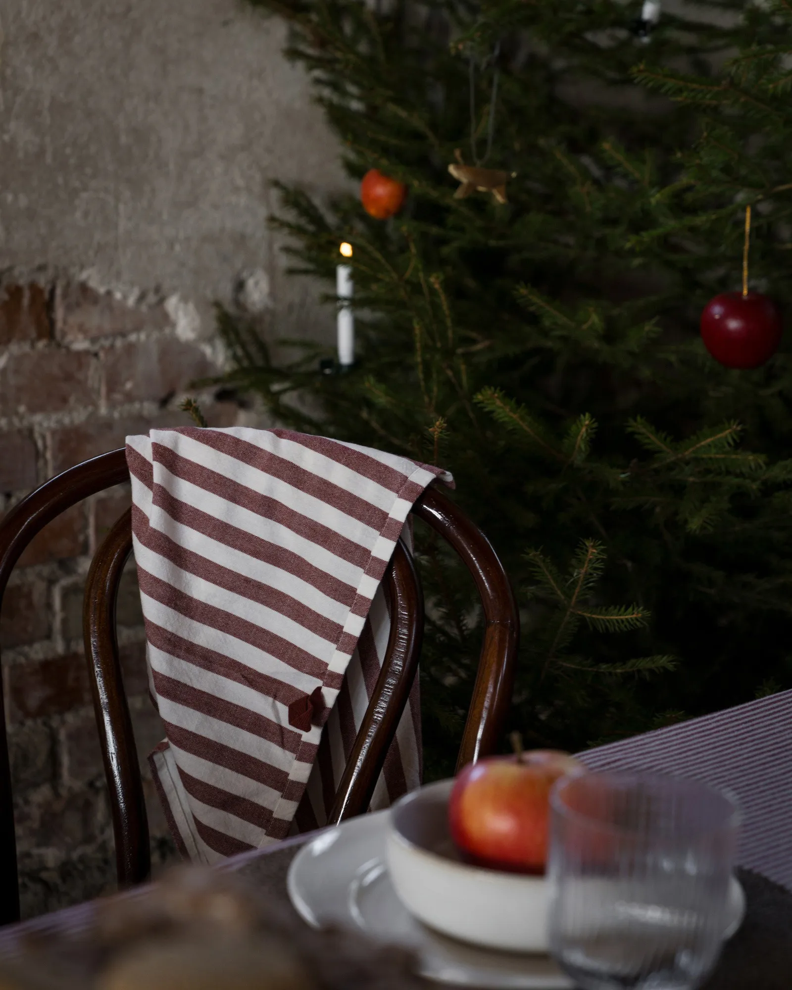 Nappe Ernst à rayures 145x300 cm, Rouge–blanc ERNST
