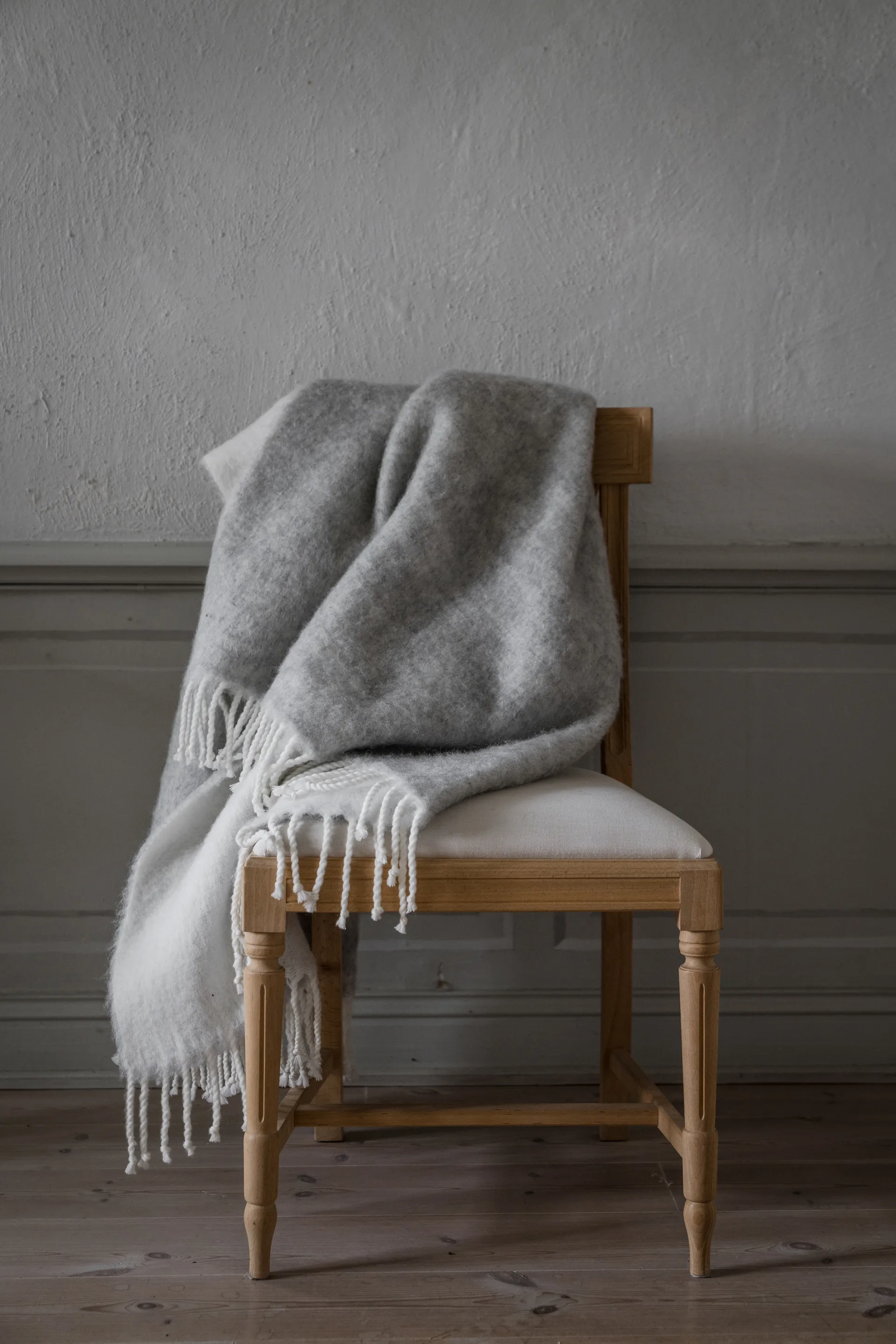 Plaid Ernst avec franges 130x170 cm, Gris ERNST