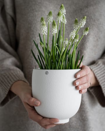 Pot Ernst sur pied blanc naturel - H15 cm Ø14 cm - ERNST