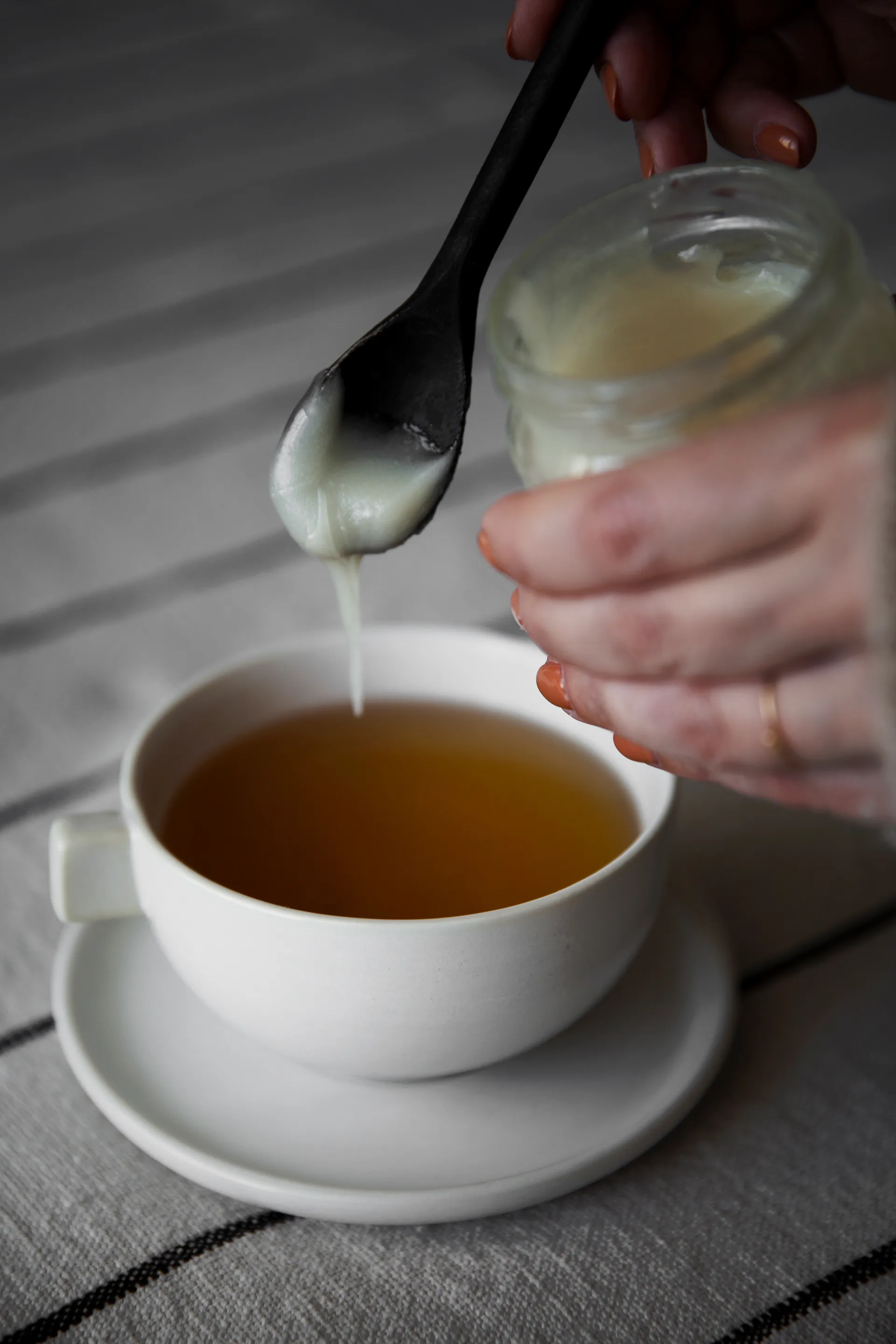 Tasse à thé avec soucoupe Ernst 7,5 cm, Blanc sable ERNST