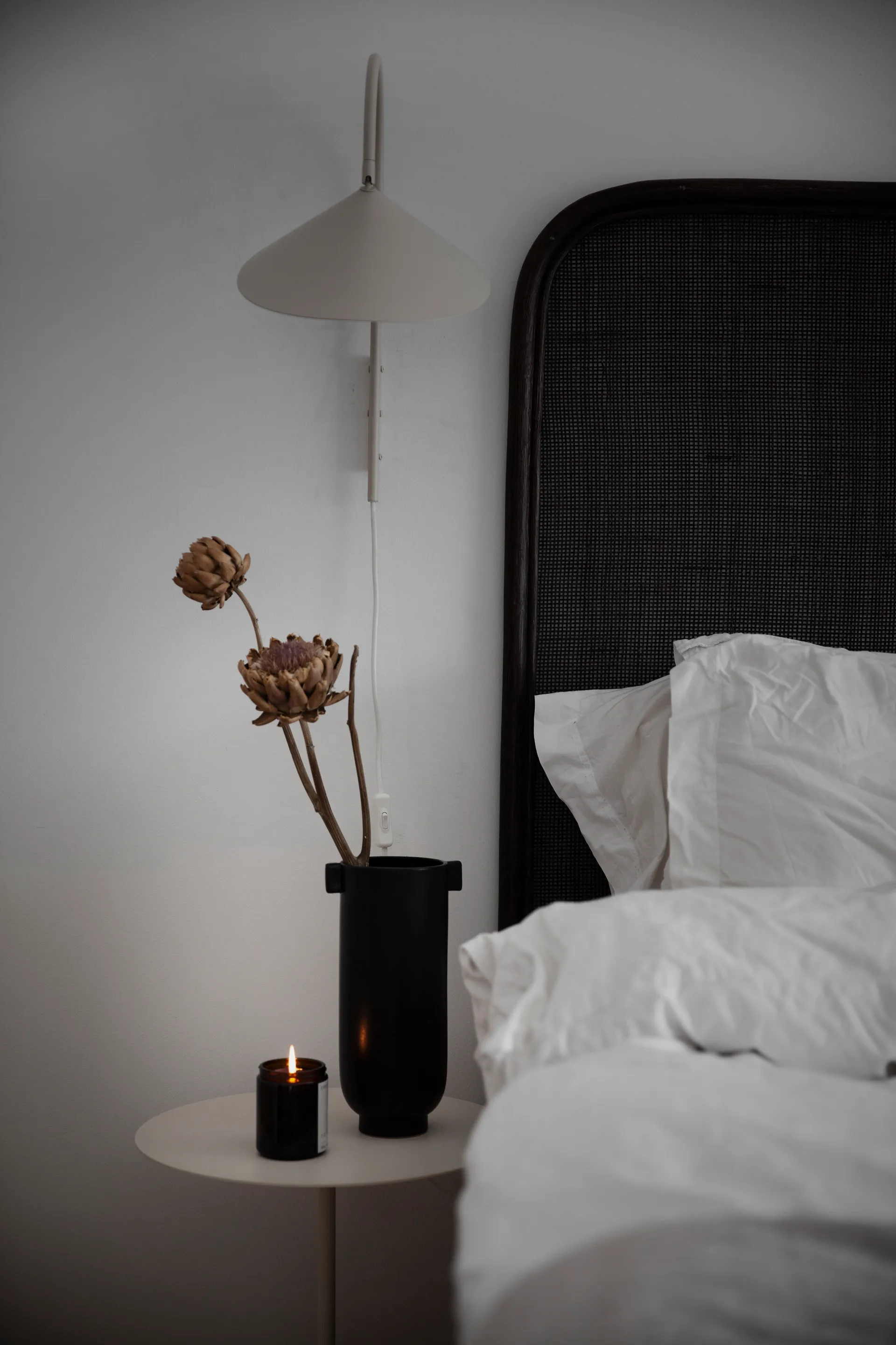 Vase avec anse Ernst 21 cm, Noir ERNST