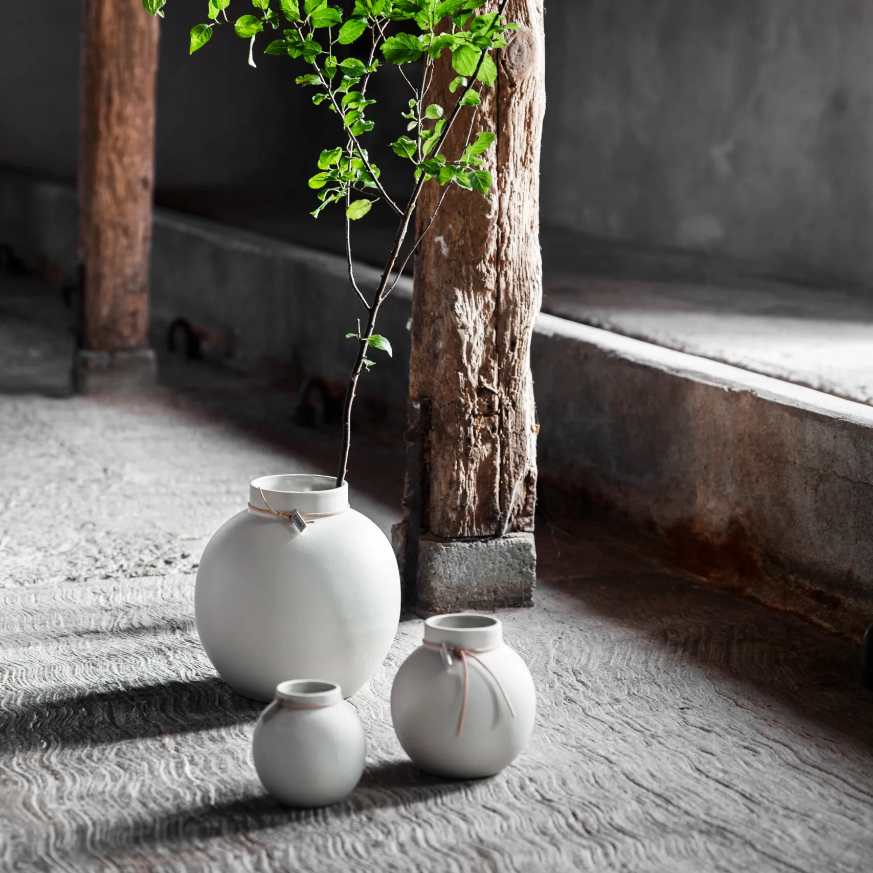 Vase en grès Ernst naturel, 22 cm ERNST