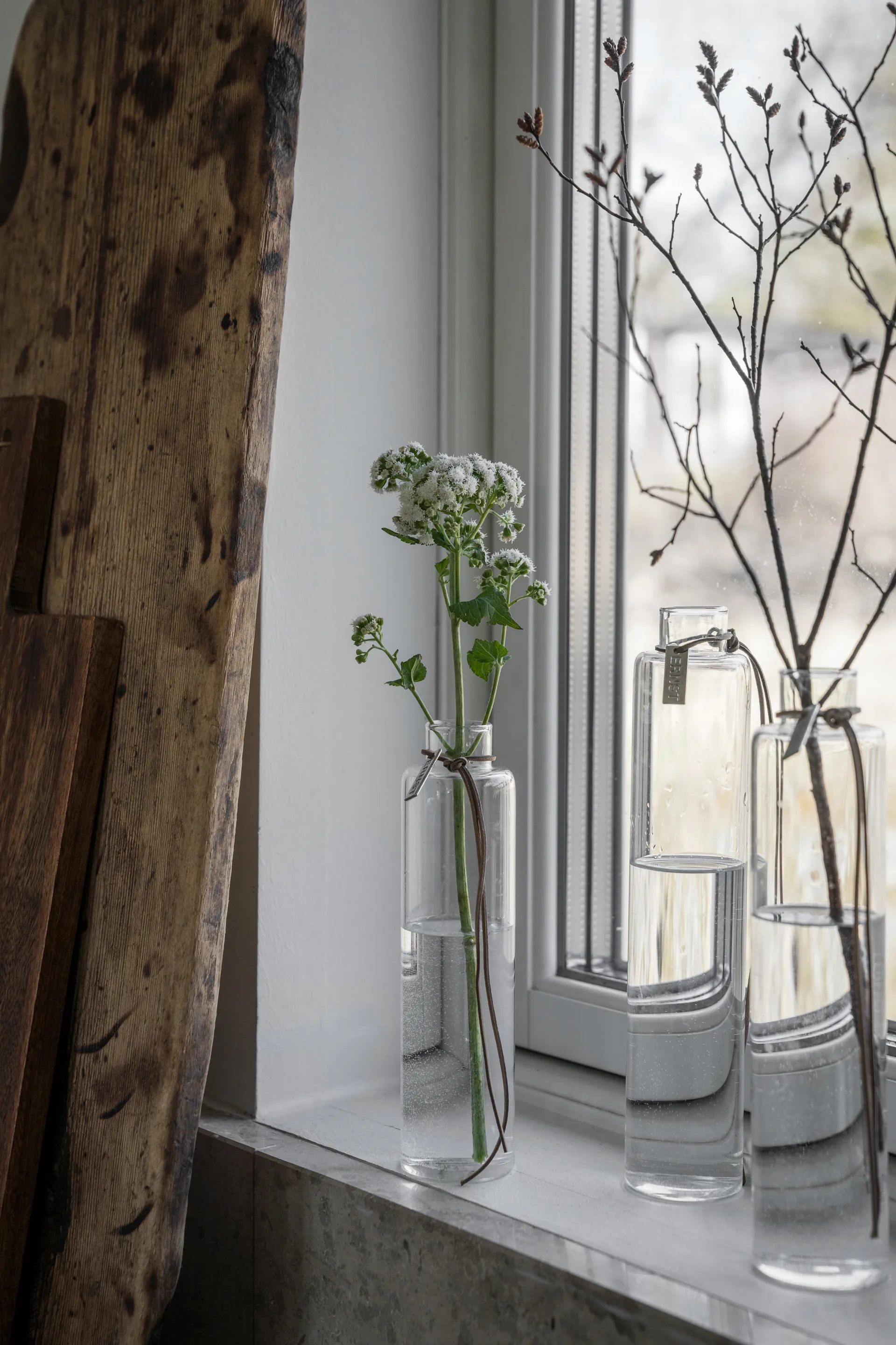 Vase en verre Ernst Ø5 cm, H 25 cm ERNST