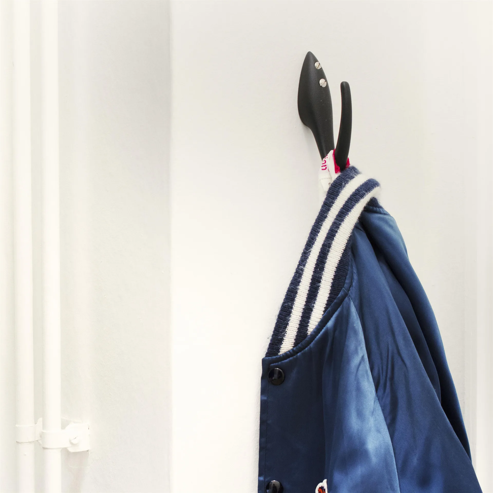 Crochet pour vêtements Papa, noir, texturé Essem Design