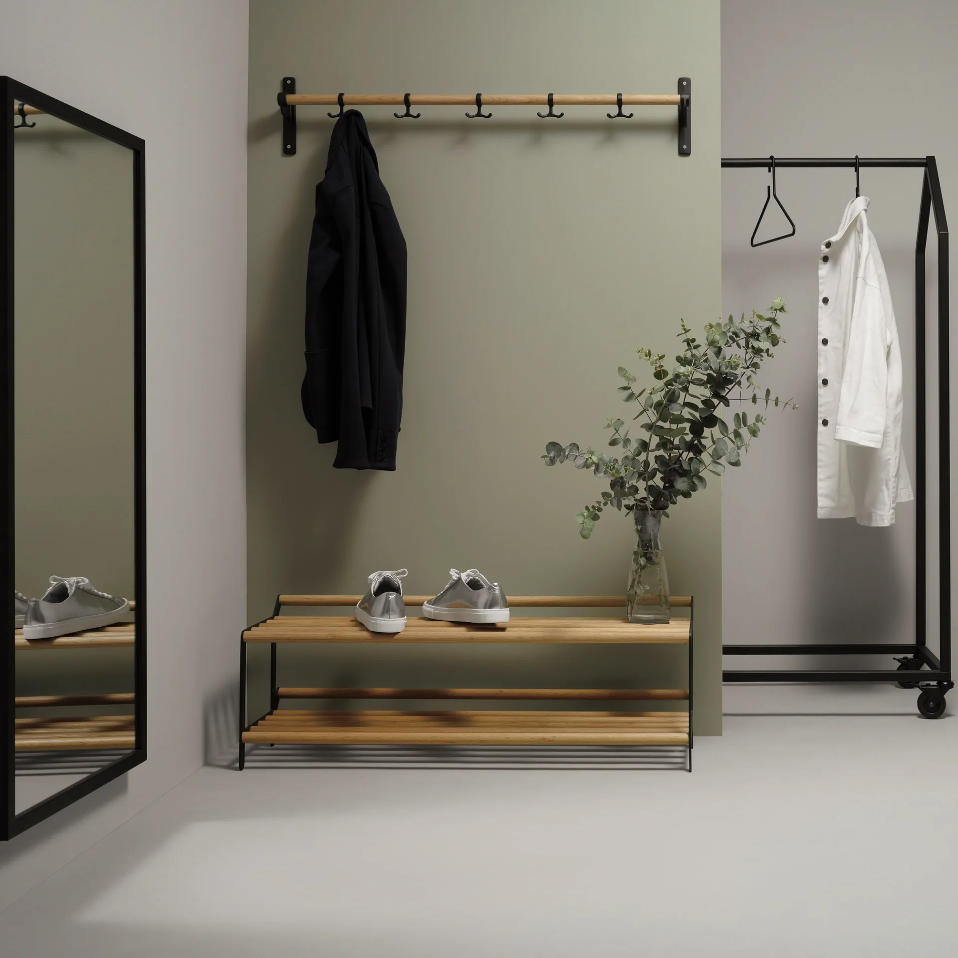 Etagère à chaussures Tamburin 60 cm, Chêne-noir Essem Design