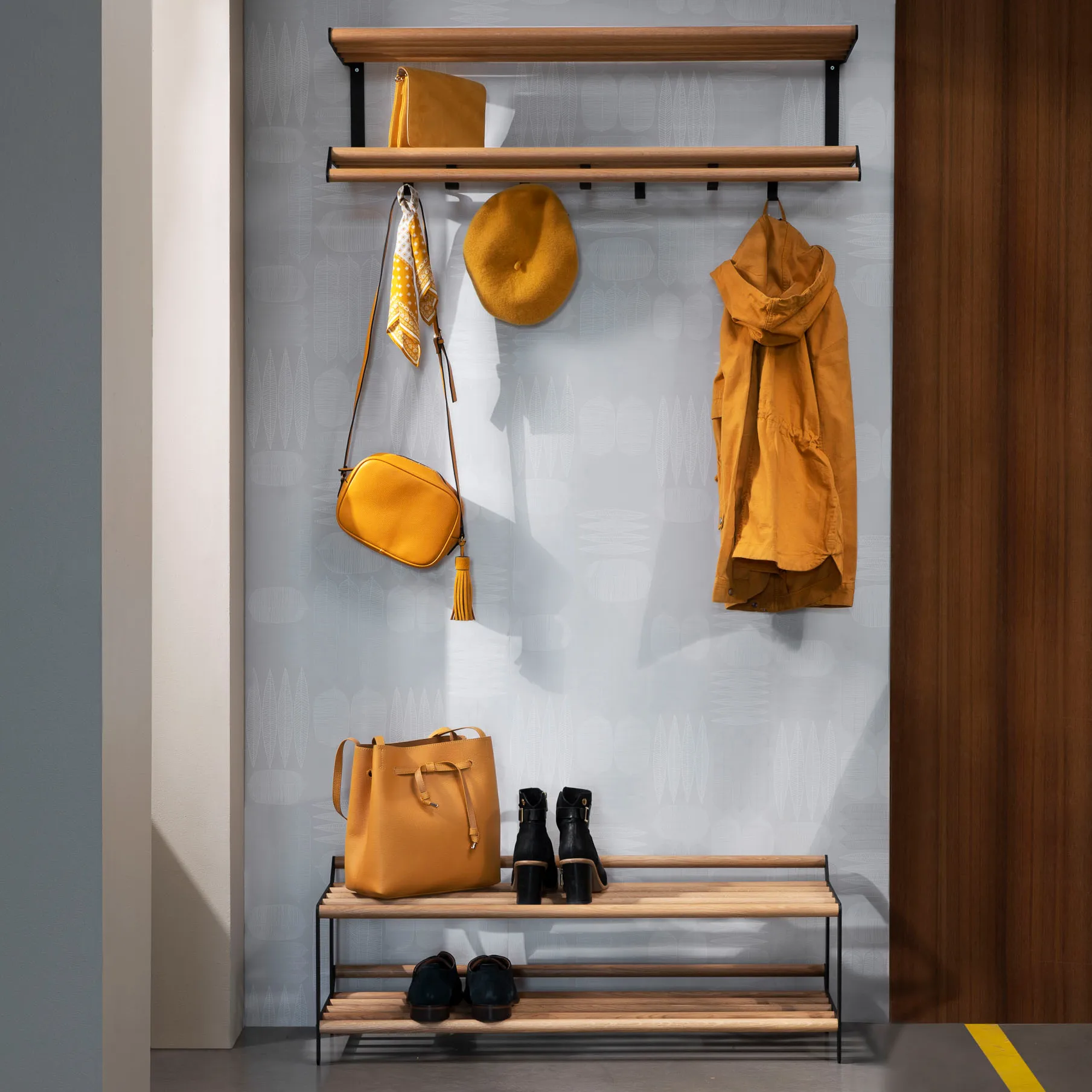 Etagère à chaussures Tamburin 60 cm, Chêne-noir Essem Design