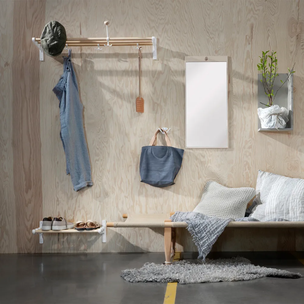 Étagère à chaussures/à chapeaux Nostalgi, blanc, structure en aluminium Essem Design