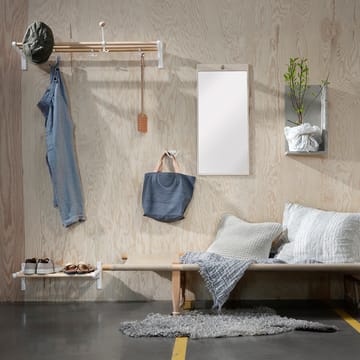 Patère Oskar - blanc, bouton en chêne - Essem Design