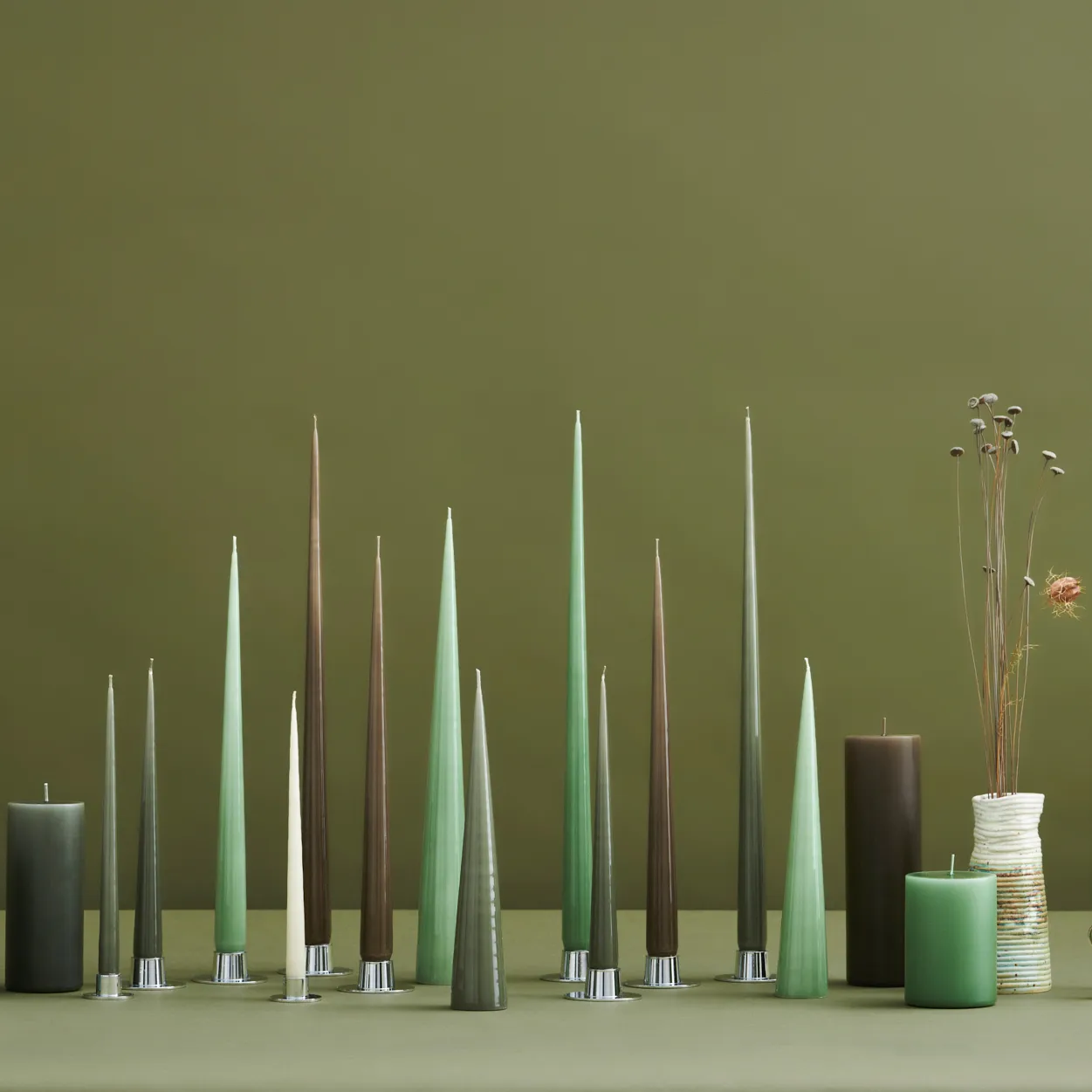 Bougie cônique ester & erik 37 cm Lot de 2 lacquées, Eucalyptus 66-0 ester & erik