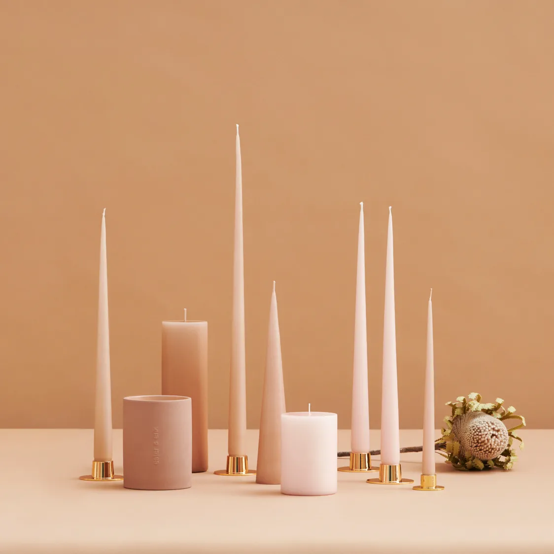 Bougie cônique ester & erik 37 cm Lot de 2 mat, Ice latte 11 ester & erik