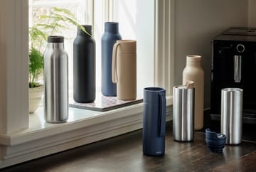 Bouteille thermos Urban 0,7 L   - Steel-black - Eva Solo
