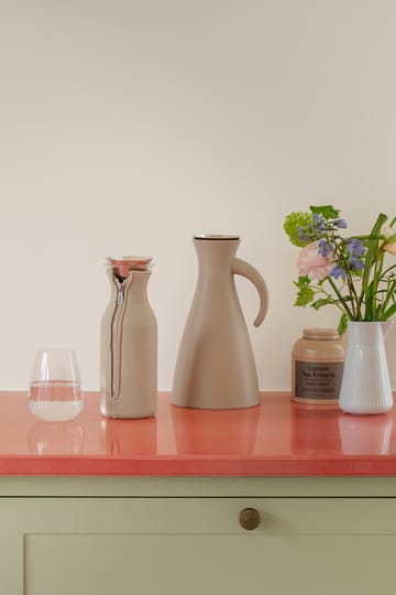 Carafe rafraîchissante Eva Solo à housse tissée - Caramel cream - Eva Solo