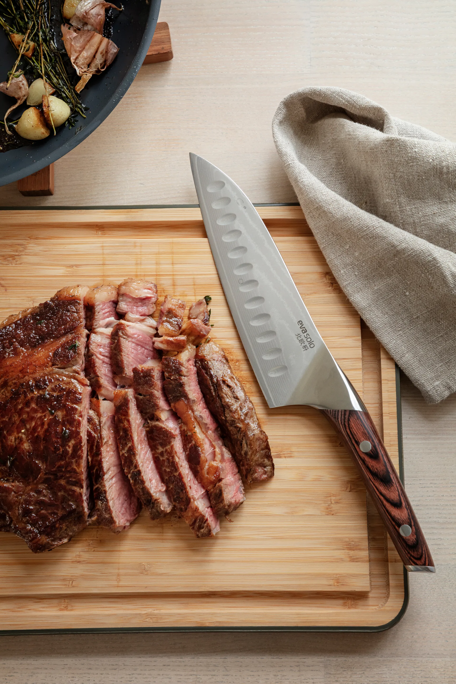 Couteau Santoku Nordic Kitchen 18 cm  , Acier damassé Eva Solo